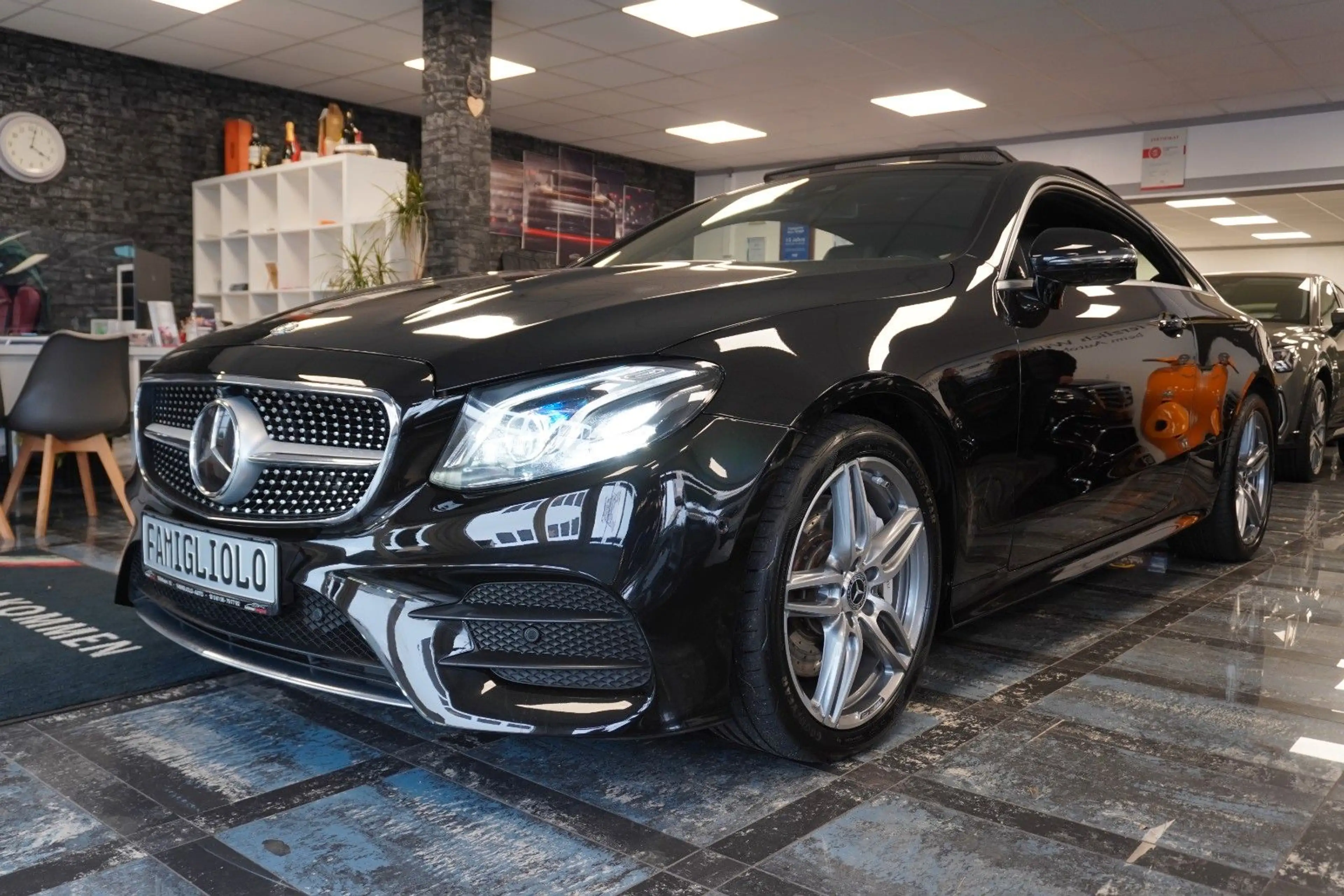 Mercedes-Benz E 400 Coupe 4Matic/Panoramadach/LED Schein/Leder — photo 10