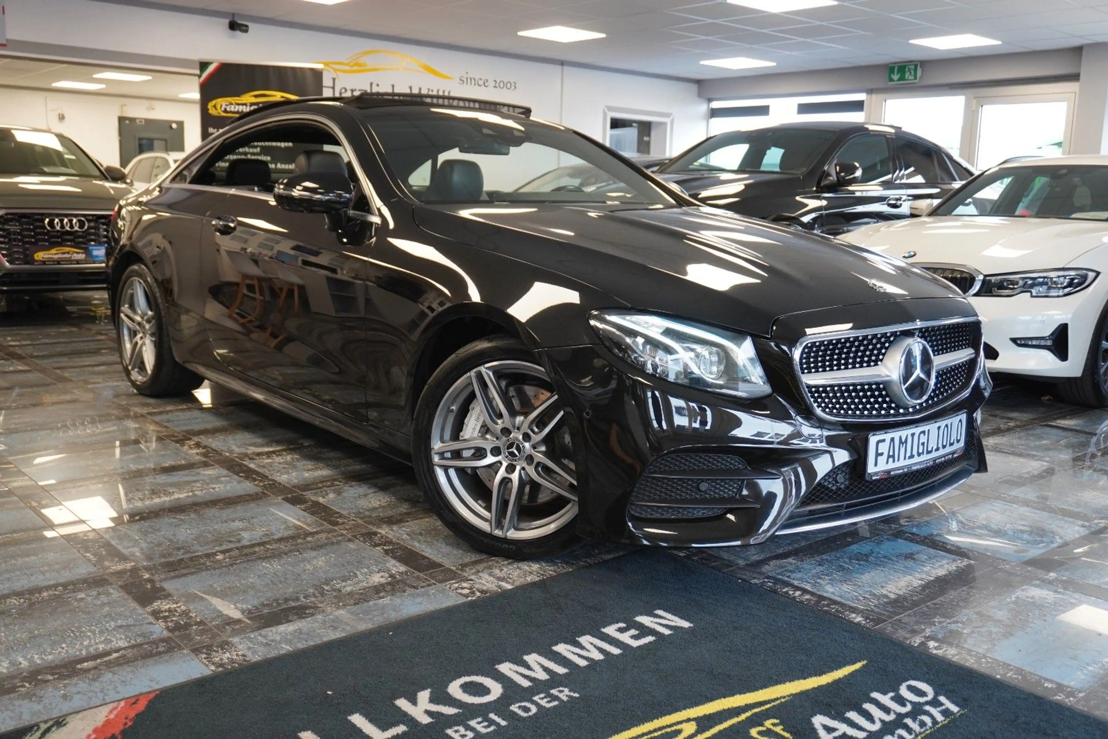Mercedes-Benz E 400 Coupe 4Matic/Panoramadach/LED Schein/Leder — photo 4