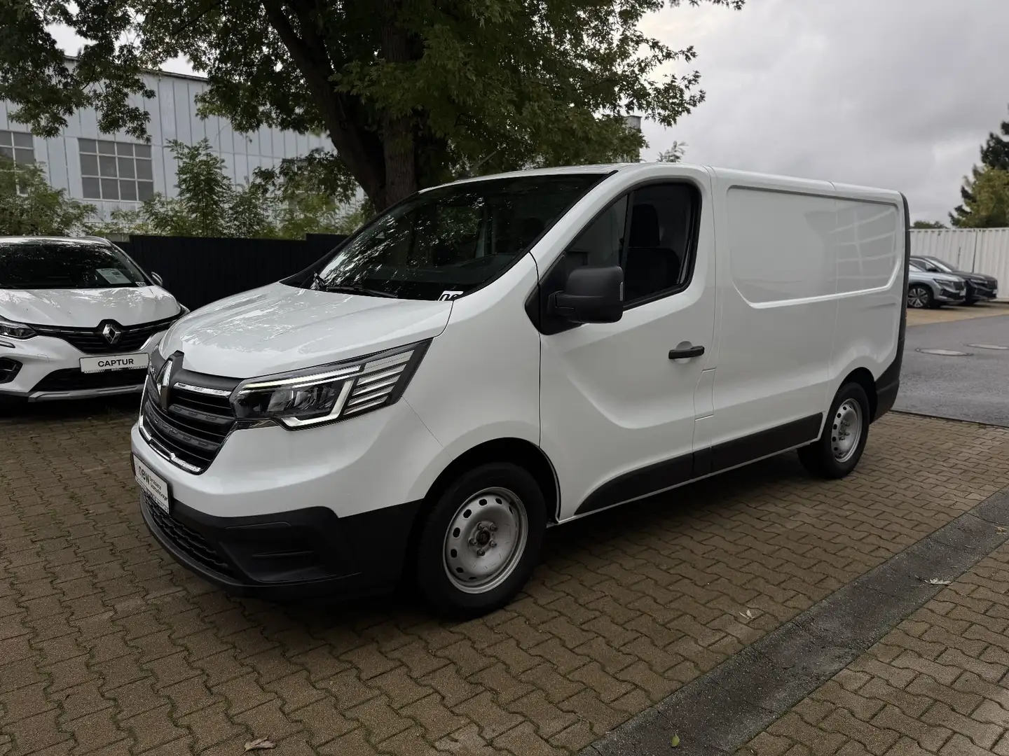 Renault Trafic Komfort L1H1 3,0t dCi 150 PS Weiß - 1