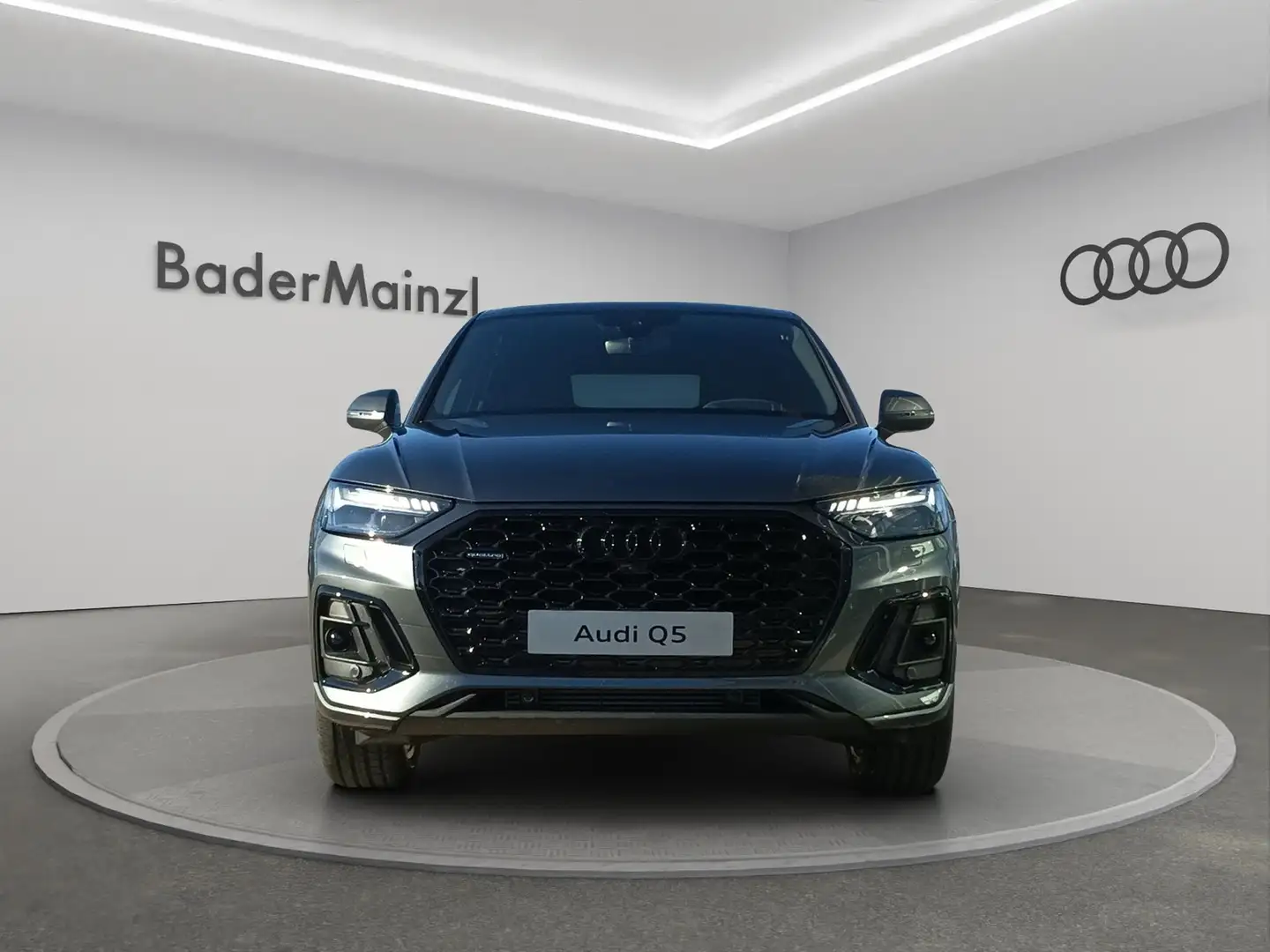 Audi Q5 Sportback 2.0 TFSI quattro S Line Navi AHK Grau - 2