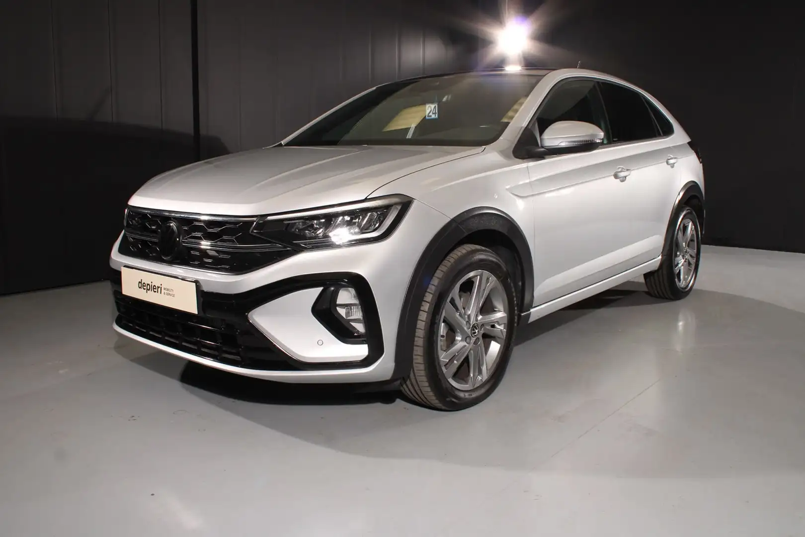 Volkswagen Taigo Taigo 1.0 TSI DSG R-Line Silber - 1