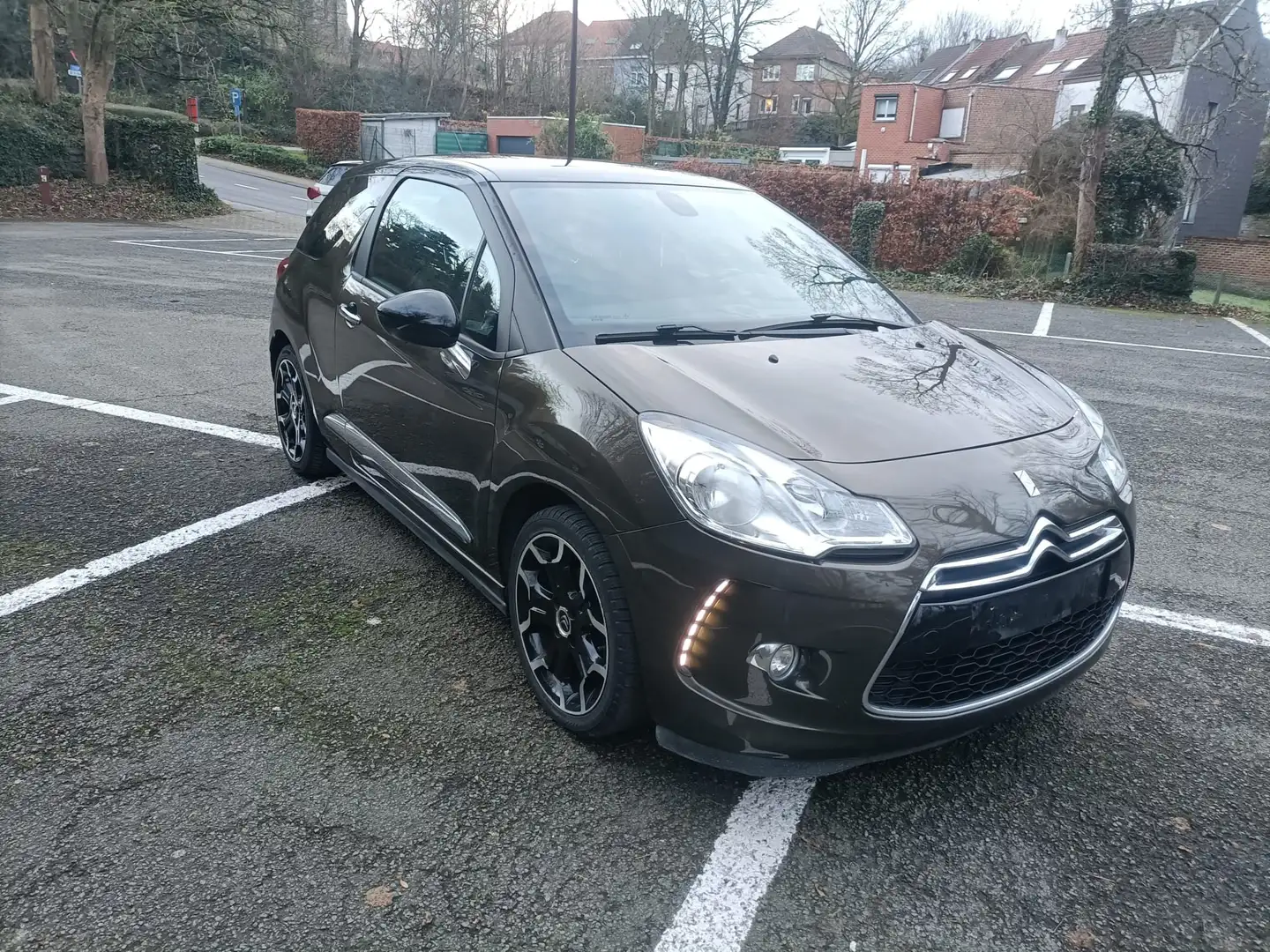 Citroen DS3 1.6+VTi 78423 km Zwart - 1