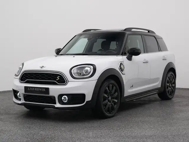 MINI Mini Countryman 1.5 Cooper S E ALL4 | PANO | CAMER