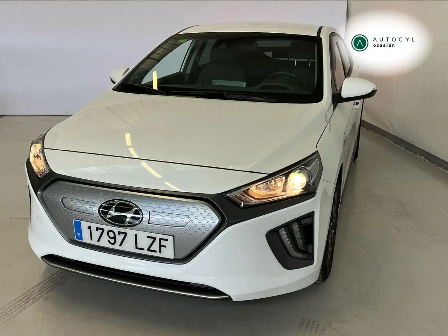 Hyundai IONIQ EV 100kW Klass Blanc - 2