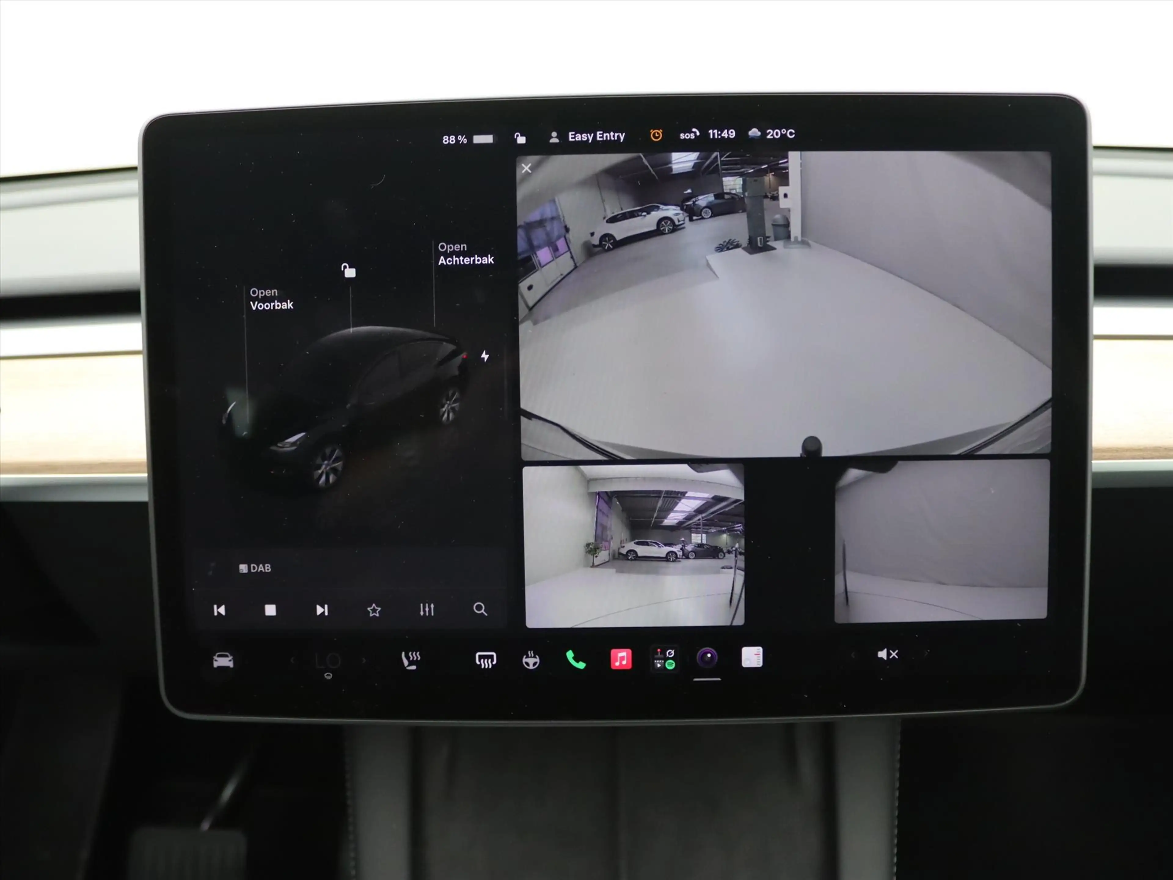 Tesla Model Y Long Range AWD 75kWh 351pk 93% SoH [ TREKHAAK+AMD — photo 32
