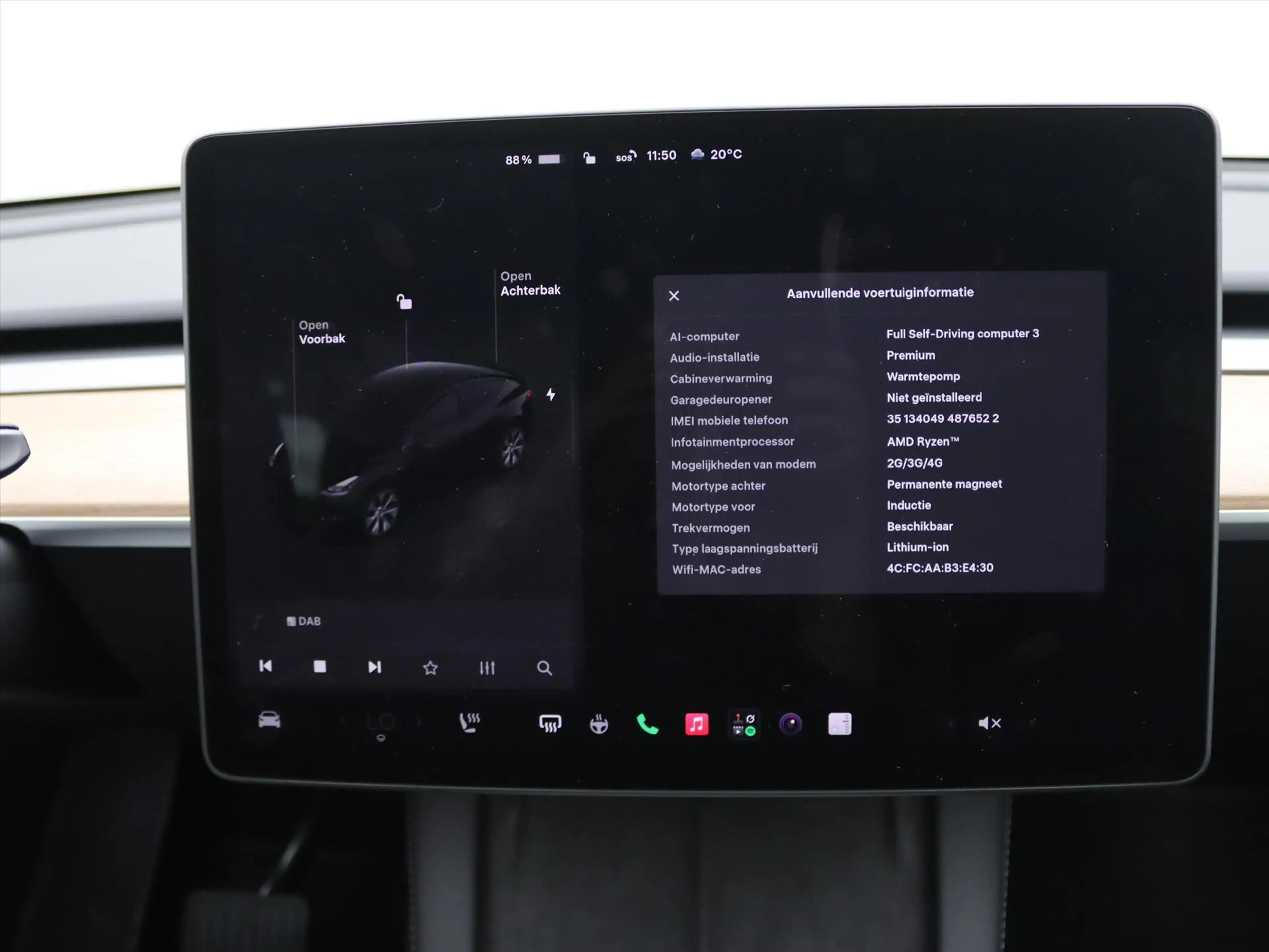 Tesla Model Y Long Range AWD 75kWh 351pk 93% SoH [ TREKHAAK+AMD — photo 34