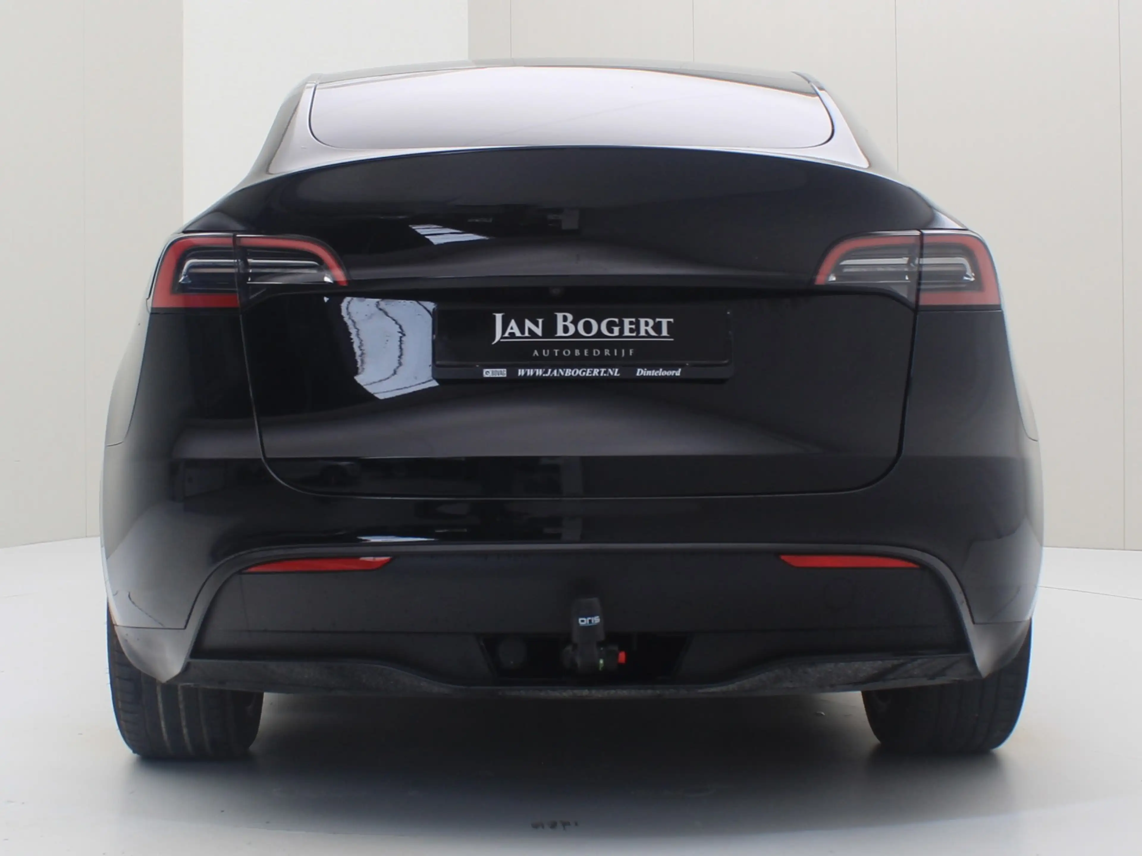 Tesla Model Y Long Range AWD 75kWh 351pk 93% SoH [ TREKHAAK+AMD — photo 6
