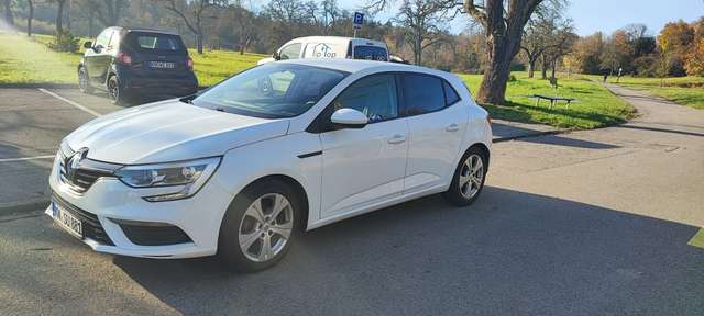 Imagine Renault Megane ENERGY TCe 100 INTENS