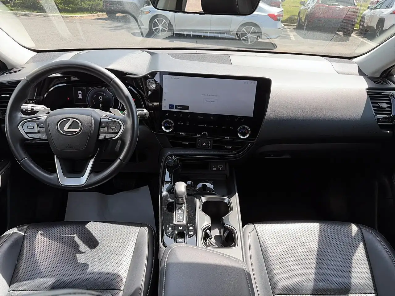 Lexus NX снимка Lexus NX