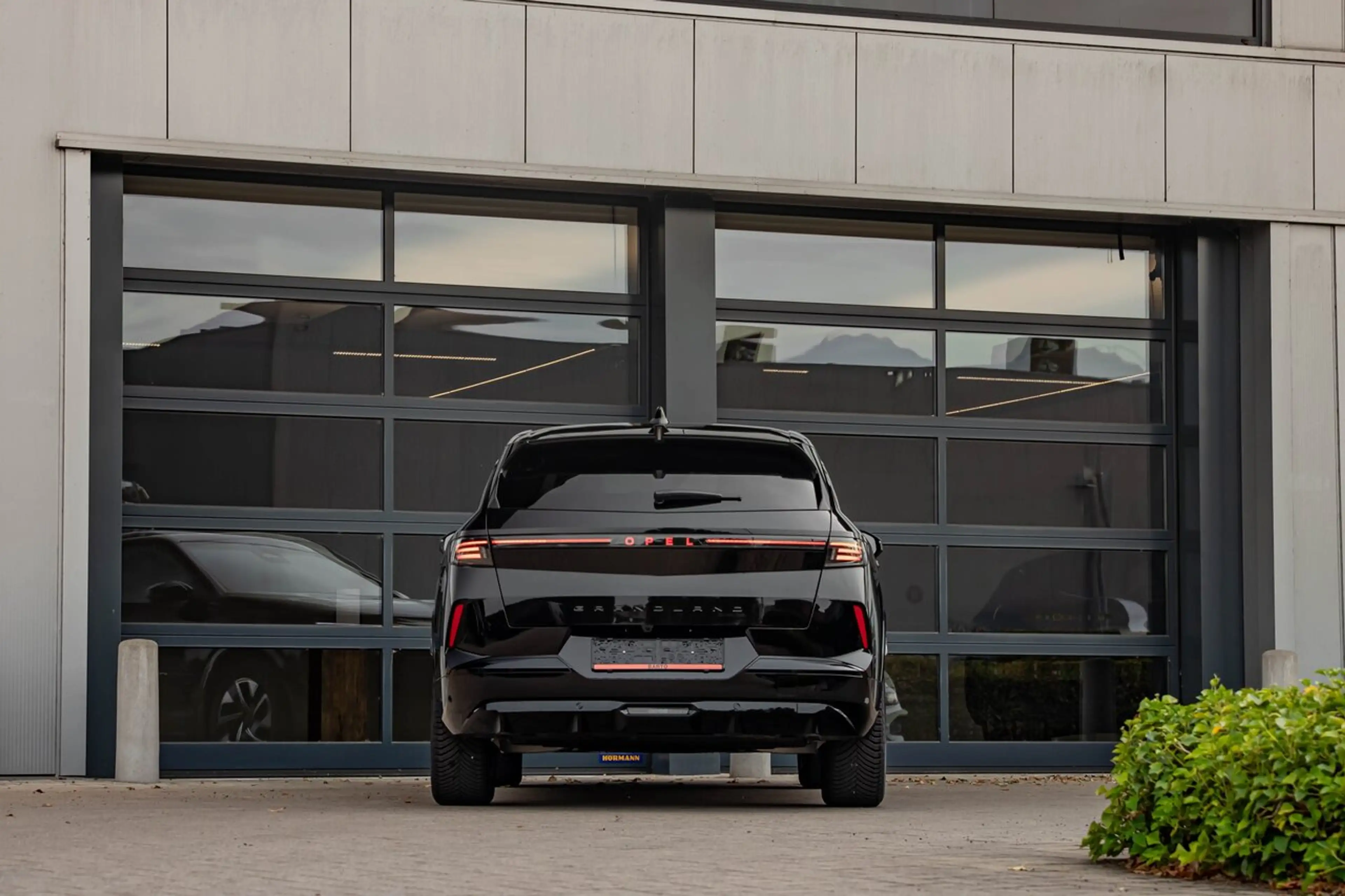 Opel Grandland Electr. 213 PK | GS | Alcantara | 360° | Elektr... — photo 4