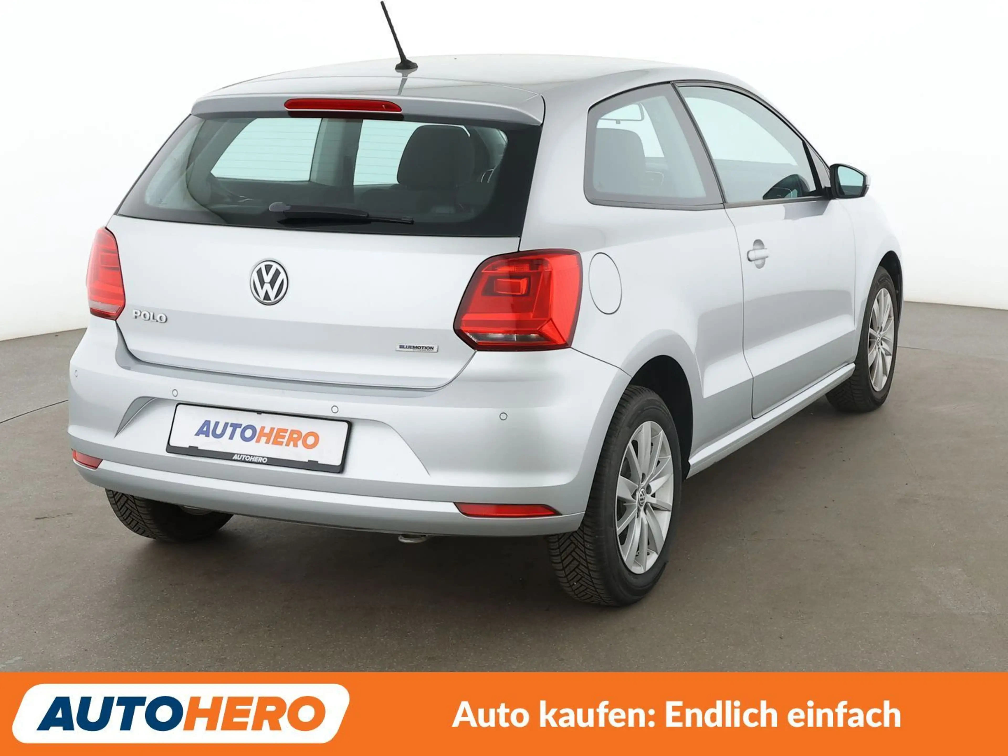Volkswagen Polo 1.0 Comfortline BlueMotion Tech — photo 6
