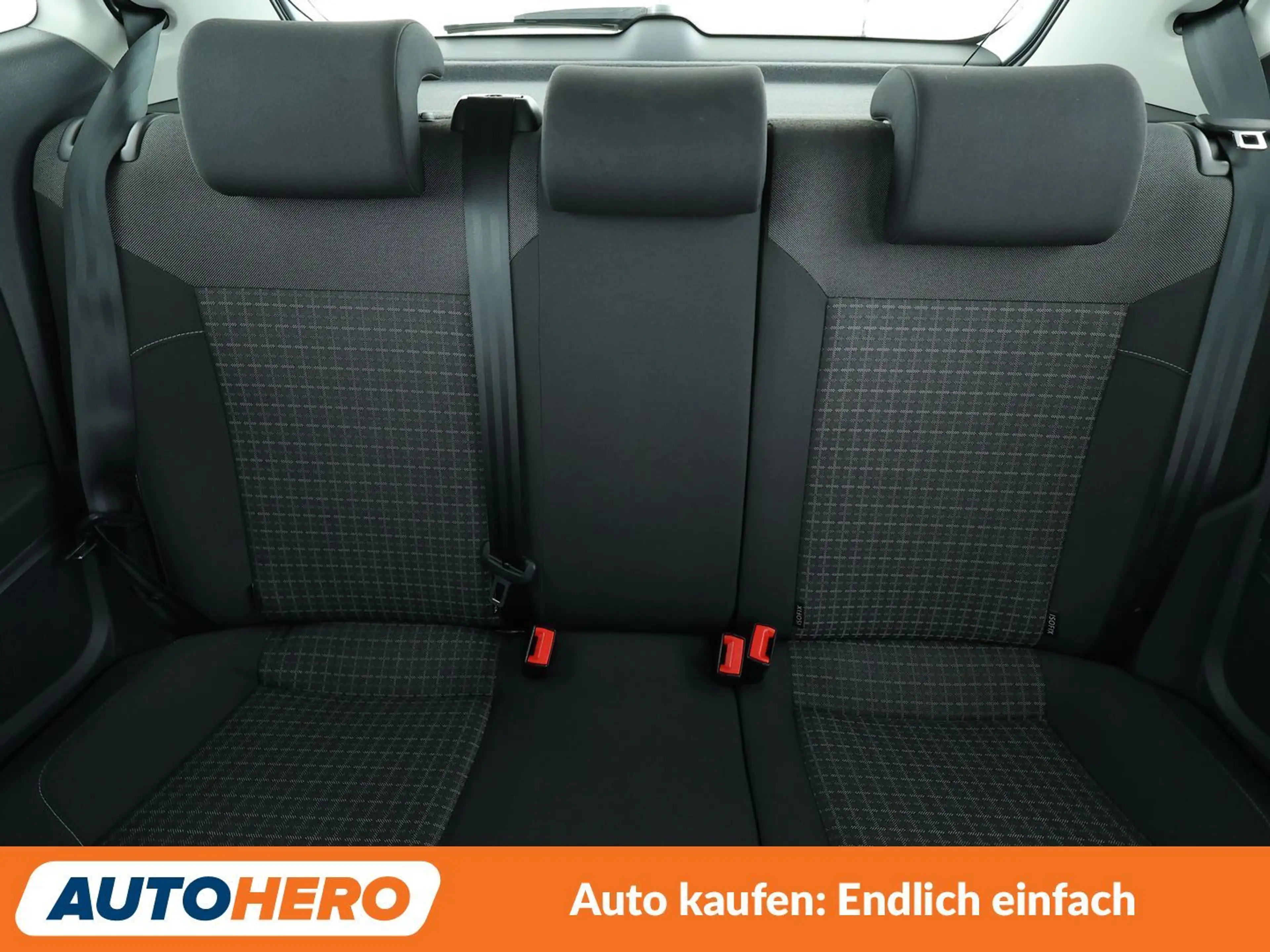 Volkswagen Polo 1.0 Comfortline BlueMotion Tech — photo 15