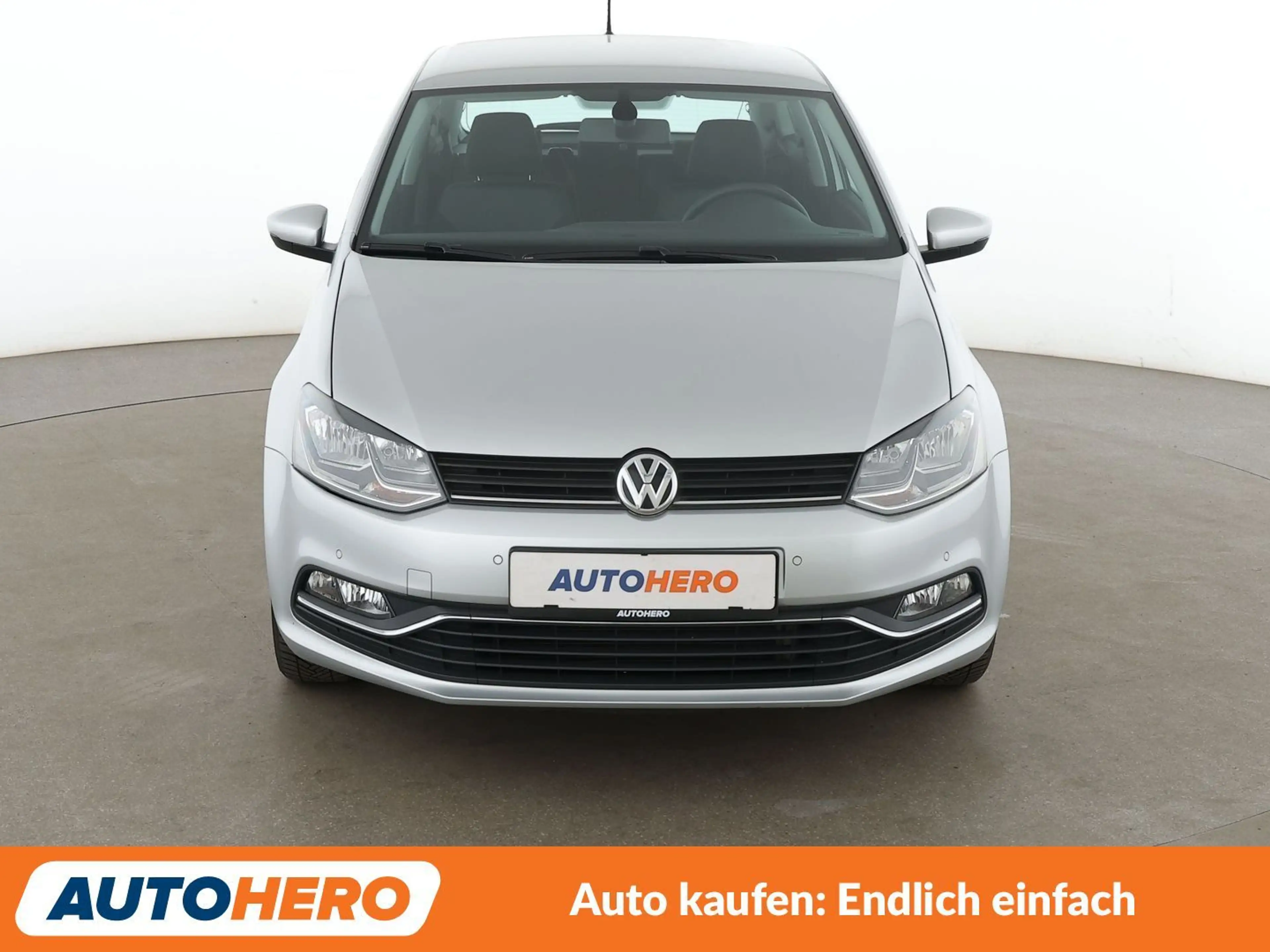 Volkswagen Polo 1.0 Comfortline BlueMotion Tech — photo 9