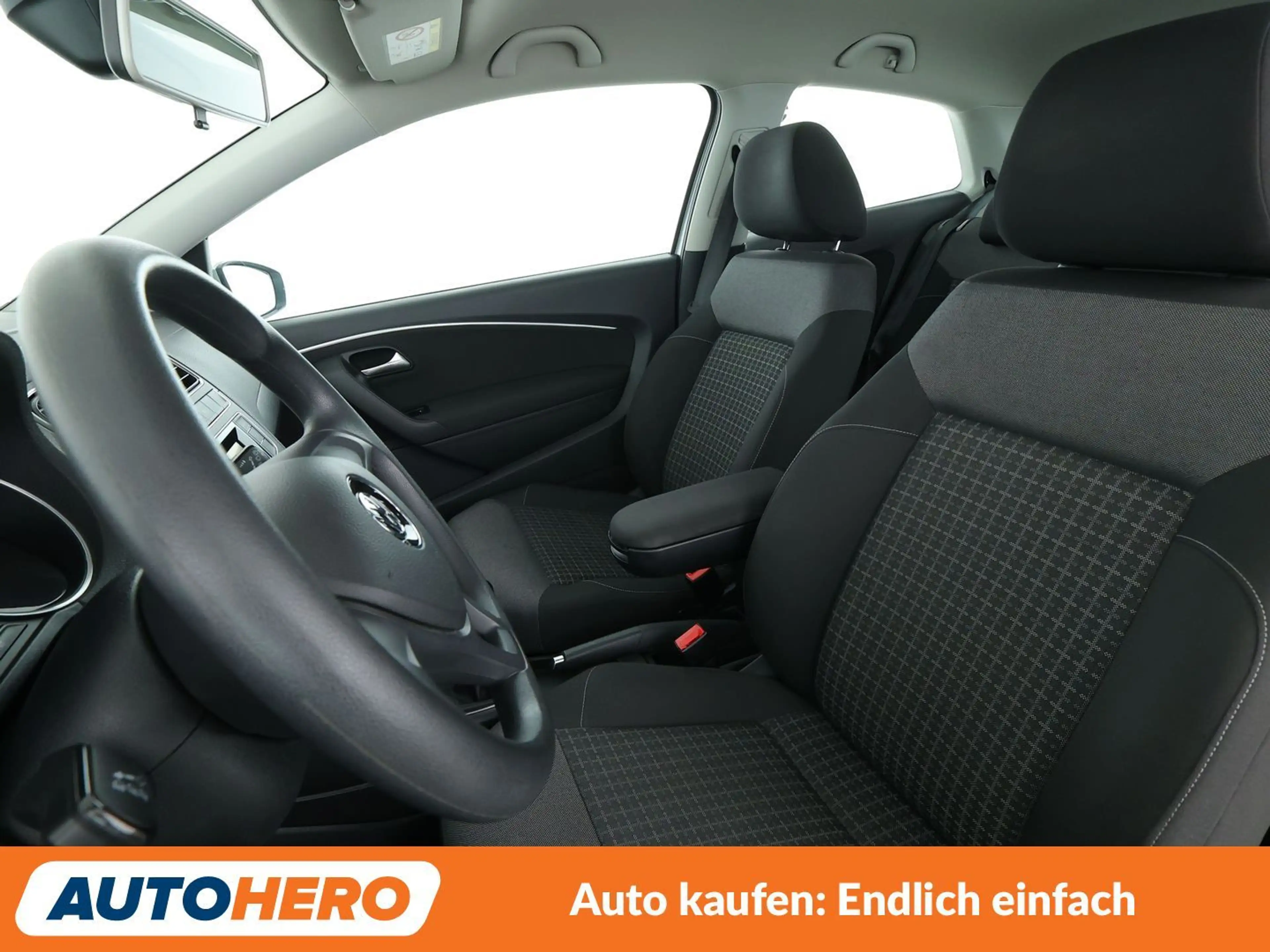 Volkswagen Polo 1.0 Comfortline BlueMotion Tech — photo 10