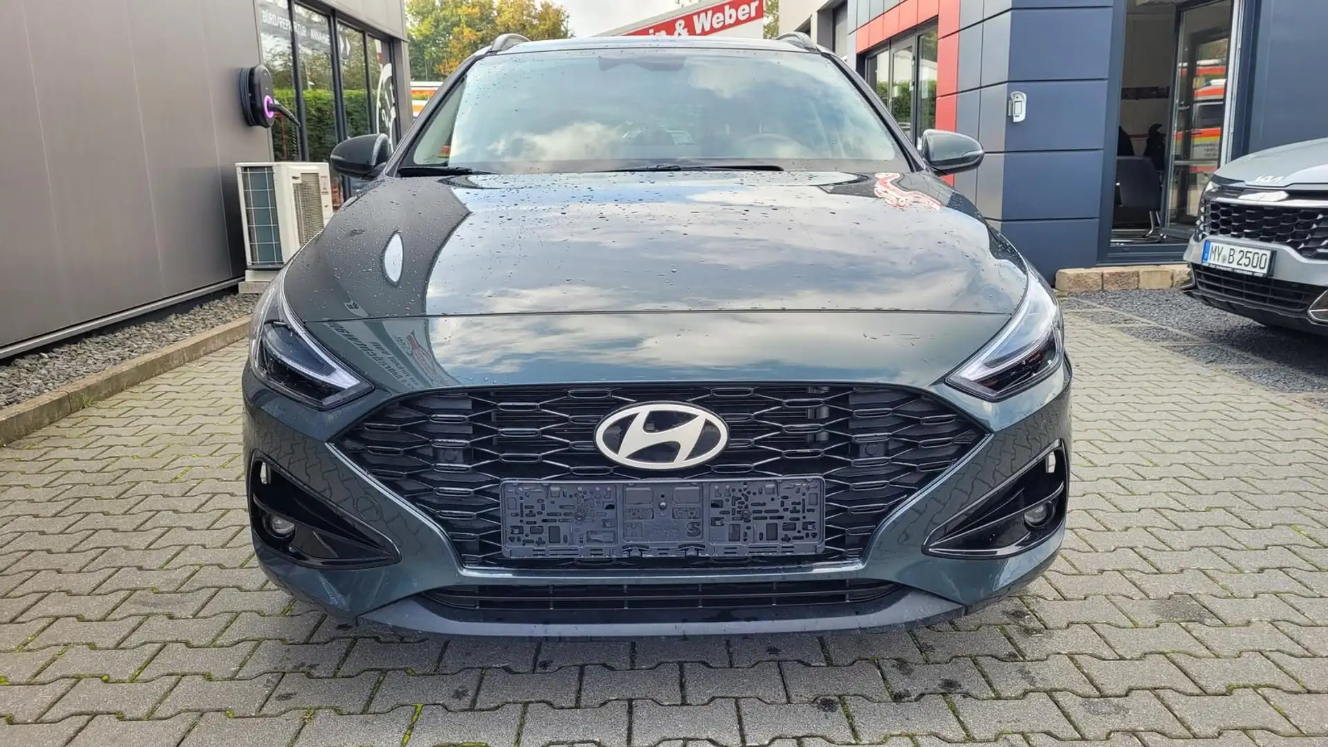 Hyundai i30 Kombi Style*LED*Navi*Shzg*Lhzg*PDC*Kamera Grün - 2