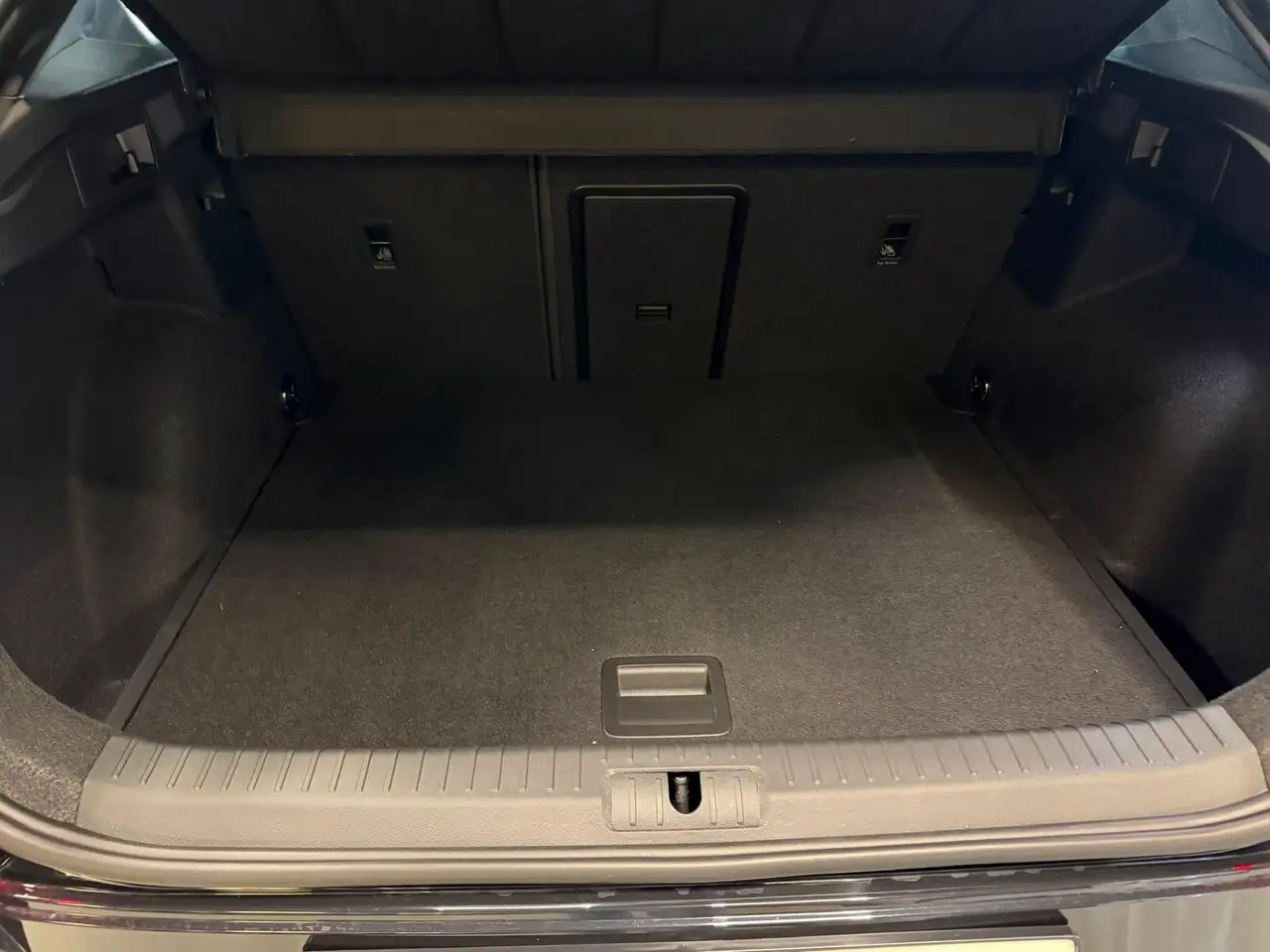 Cupra Formentor 1.5 Hybrid DSG, миниатюра 20
