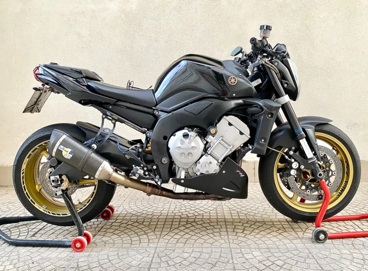 Yamaha FZ 1 - 1