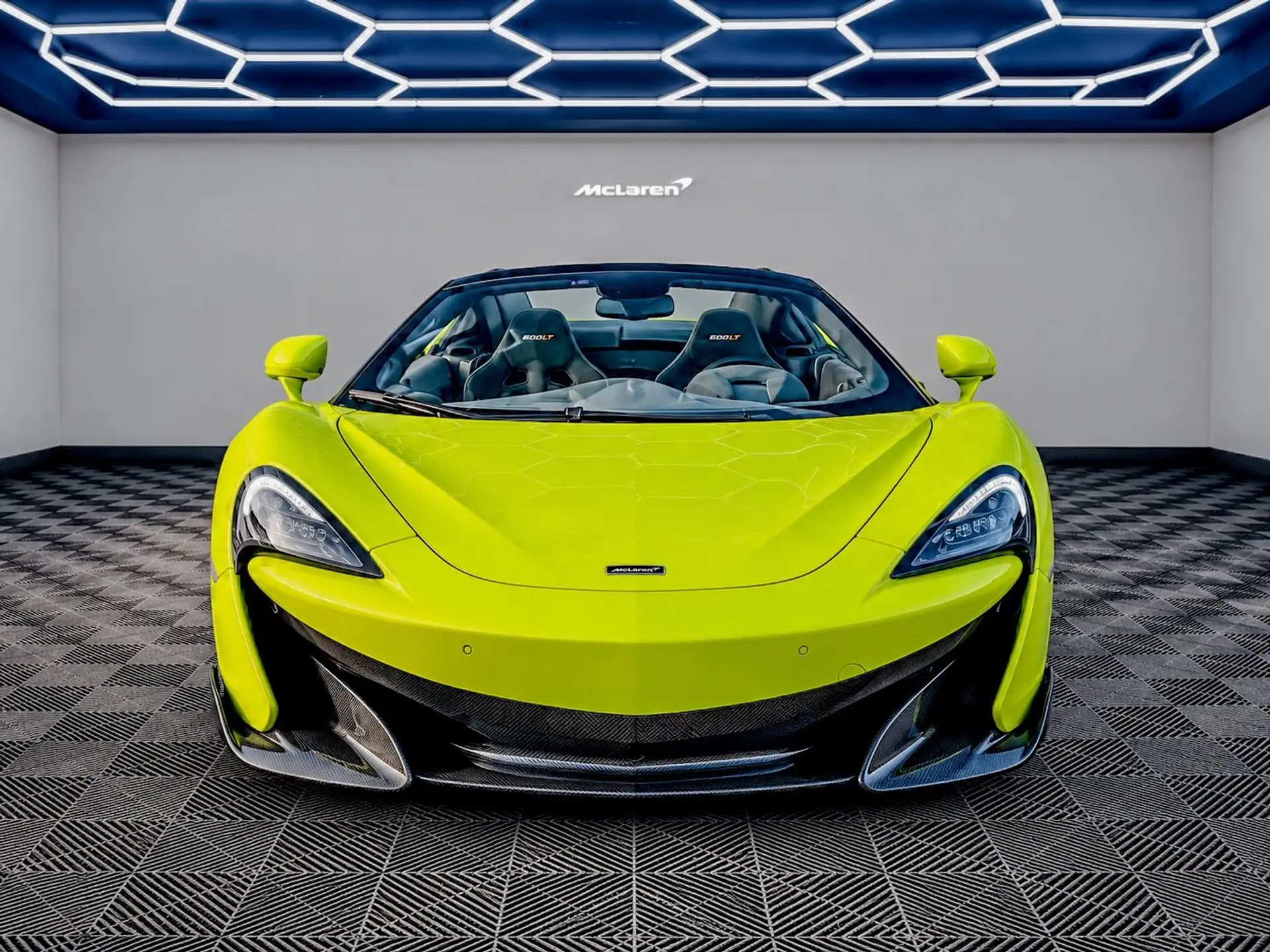 맥라렌 600LT Spider 2020 옐로 사진 2