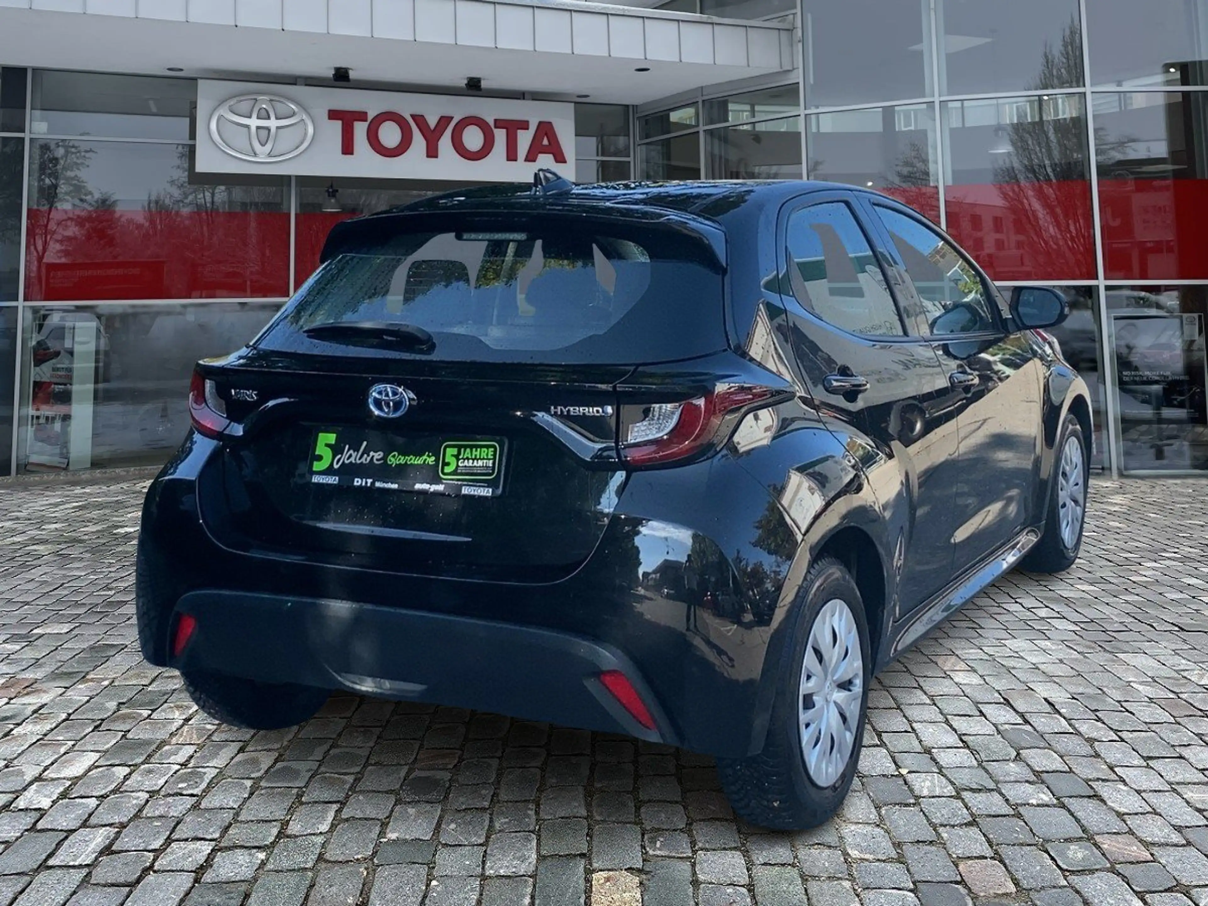 Toyota Yaris 1.5 Comfort — photo 5