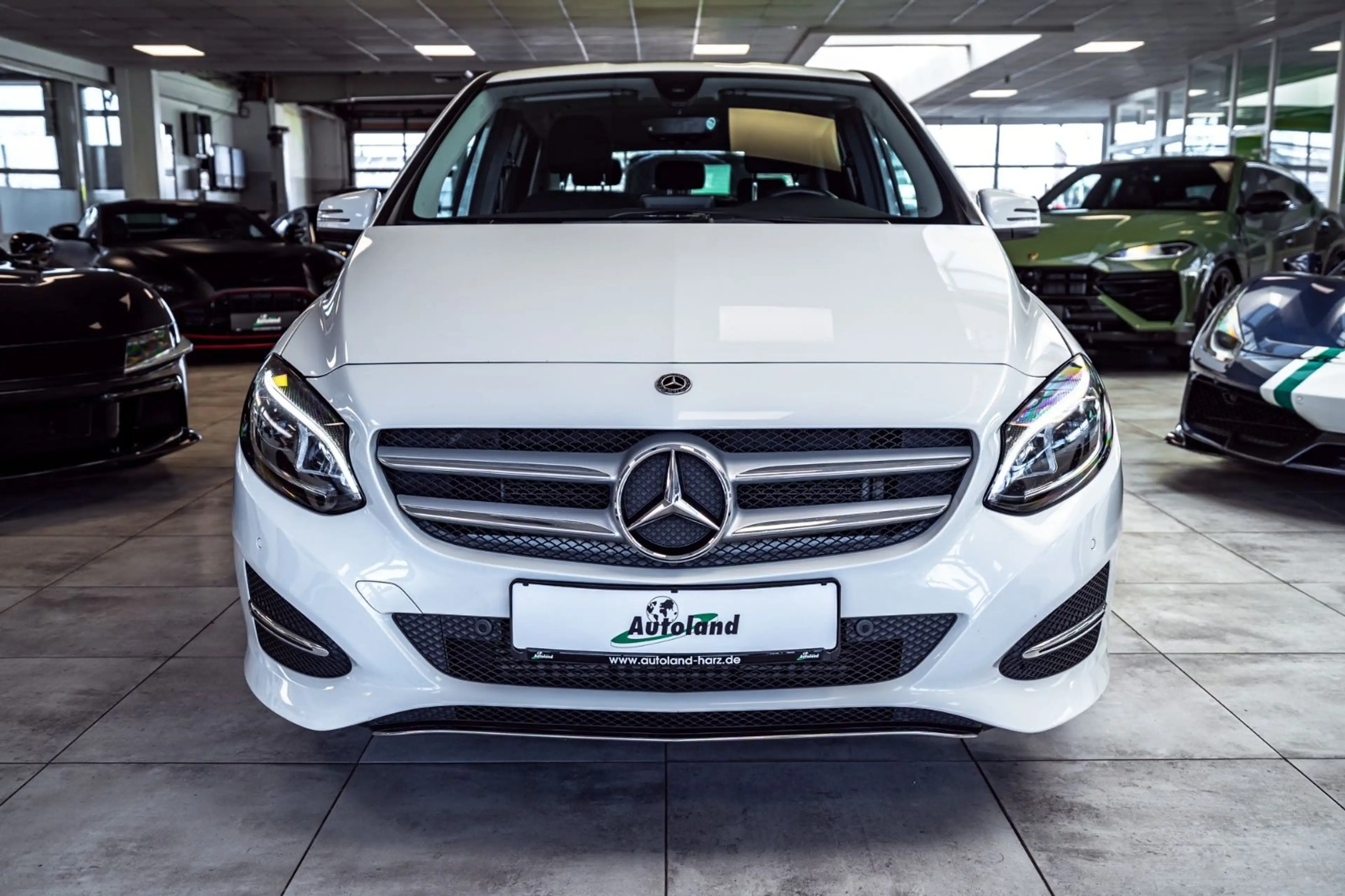 Mercedes-Benz B 220 4Matic 7G-DCT Style*Memory*Cam*AHK*LED*TOP — photo 2