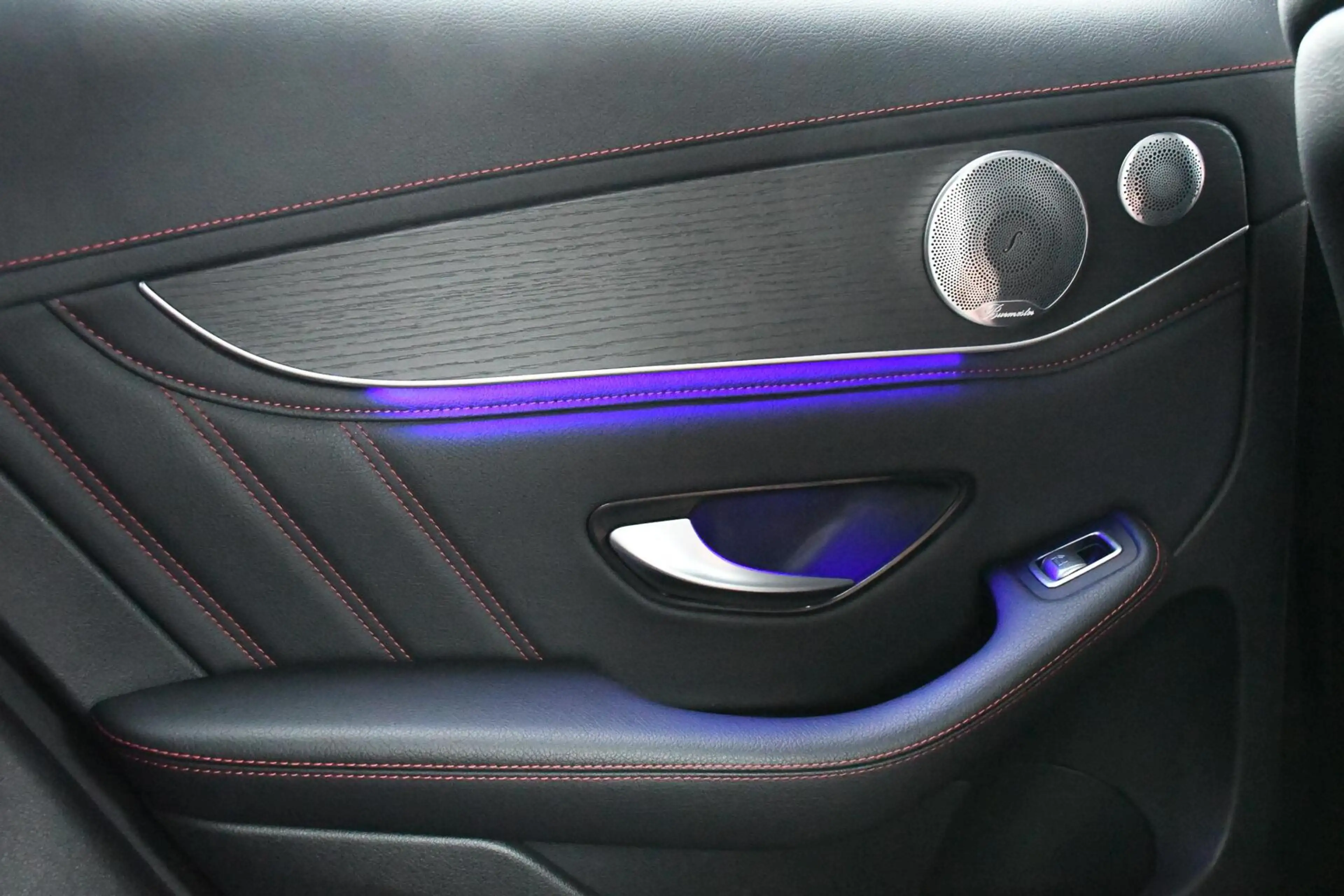 Mercedes-Benz GLC 43 AMG 4MATIC Premium Plus 391PK sfeerverlichting — photo 38