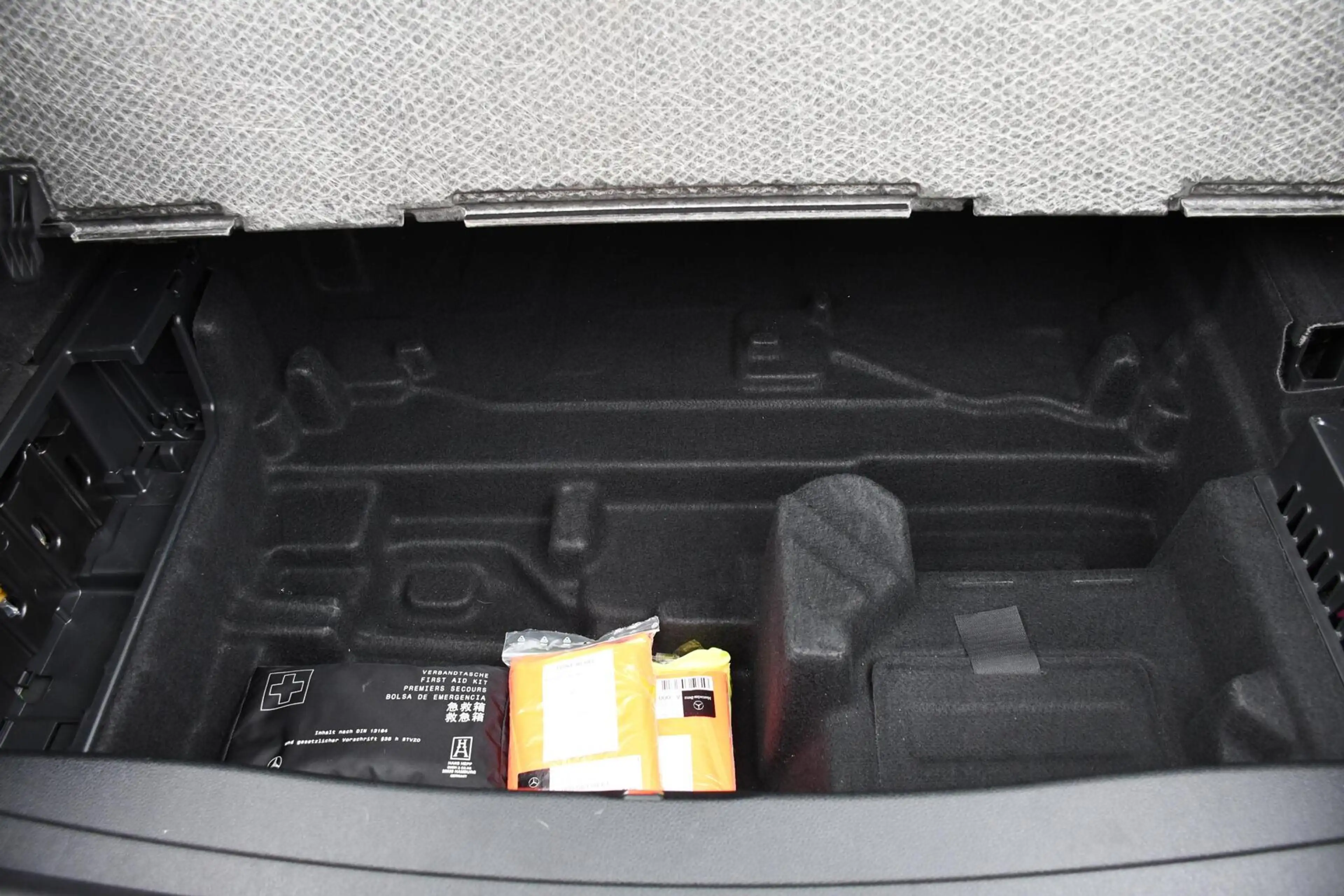 Mercedes-Benz GLC 43 AMG 4MATIC Premium Plus 391PK sfeerverlichting — photo 41
