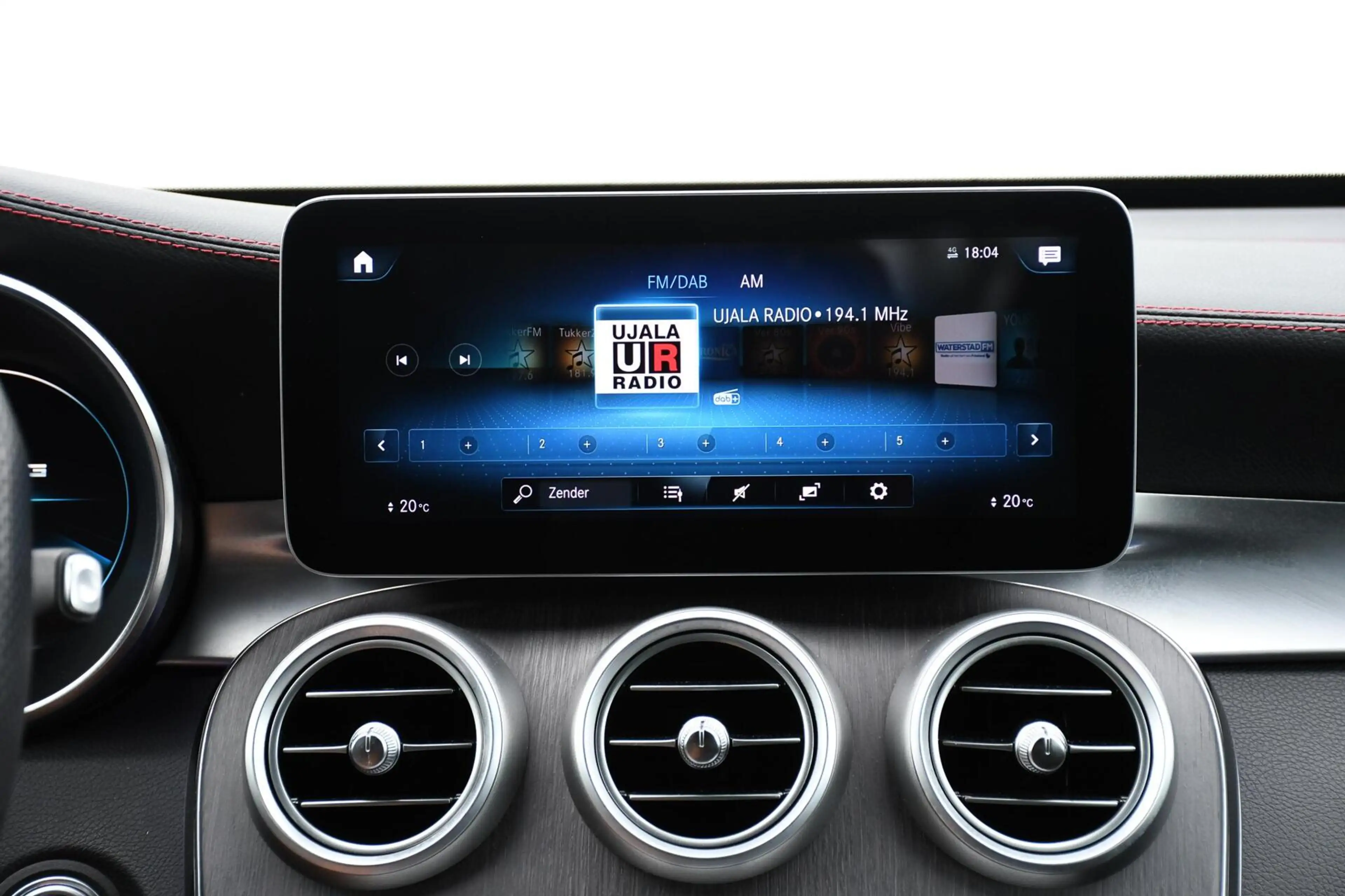 Mercedes-Benz GLC 43 AMG 4MATIC Premium Plus 391PK sfeerverlichting — photo 22