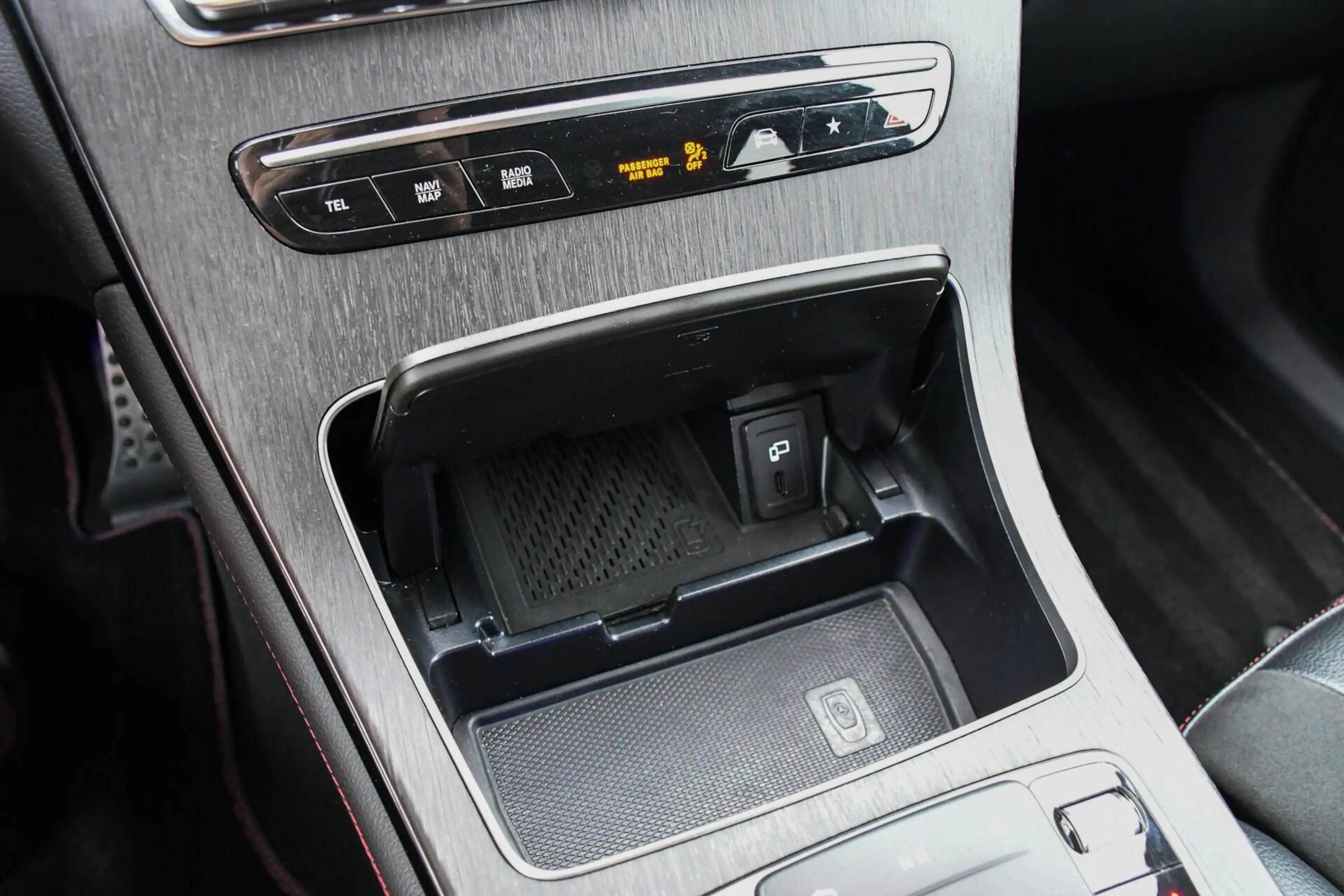 Mercedes-Benz GLC 43 AMG 4MATIC Premium Plus 391PK sfeerverlichting — photo 32