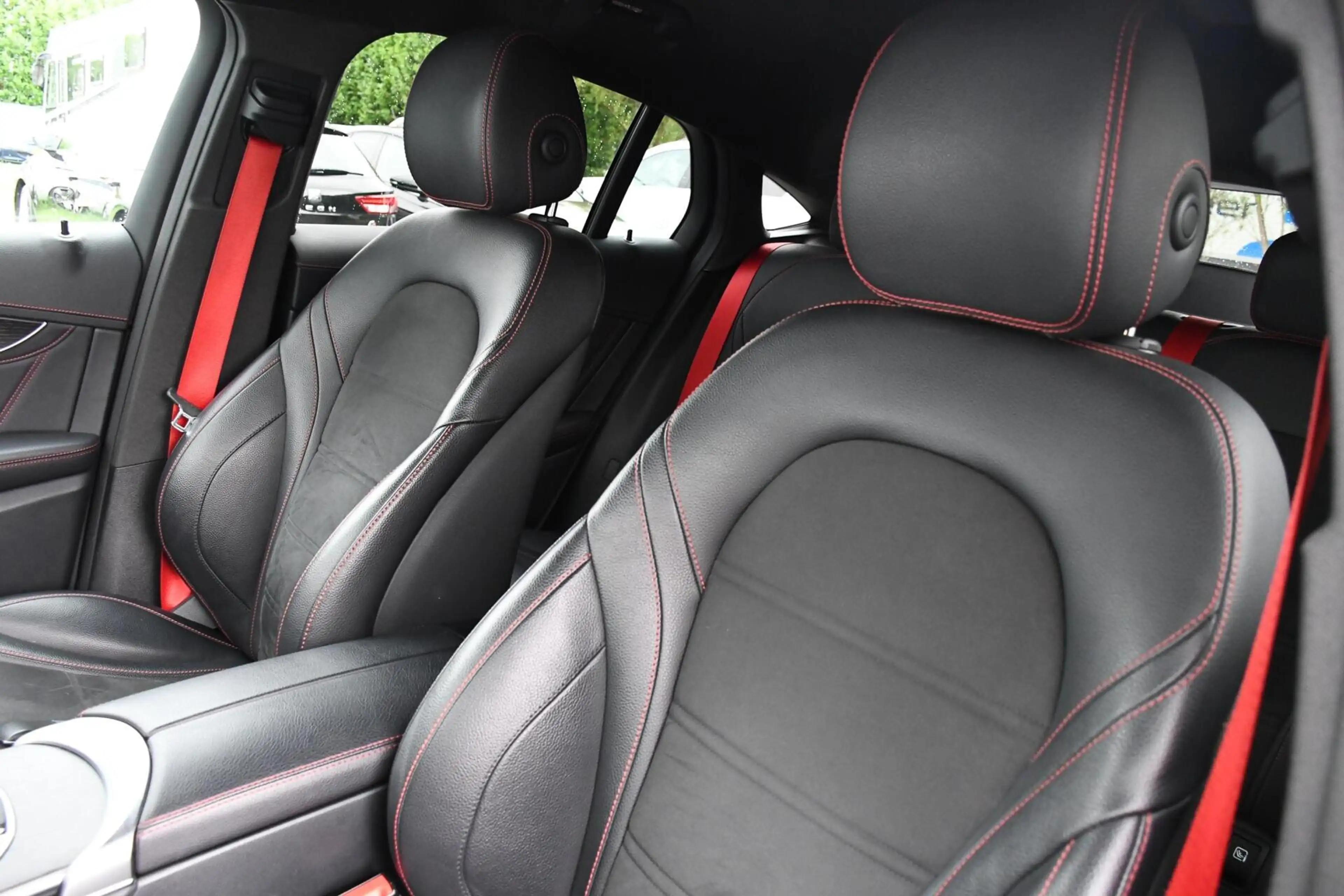 Mercedes-Benz GLC 43 AMG 4MATIC Premium Plus 391PK sfeerverlichting — photo 45
