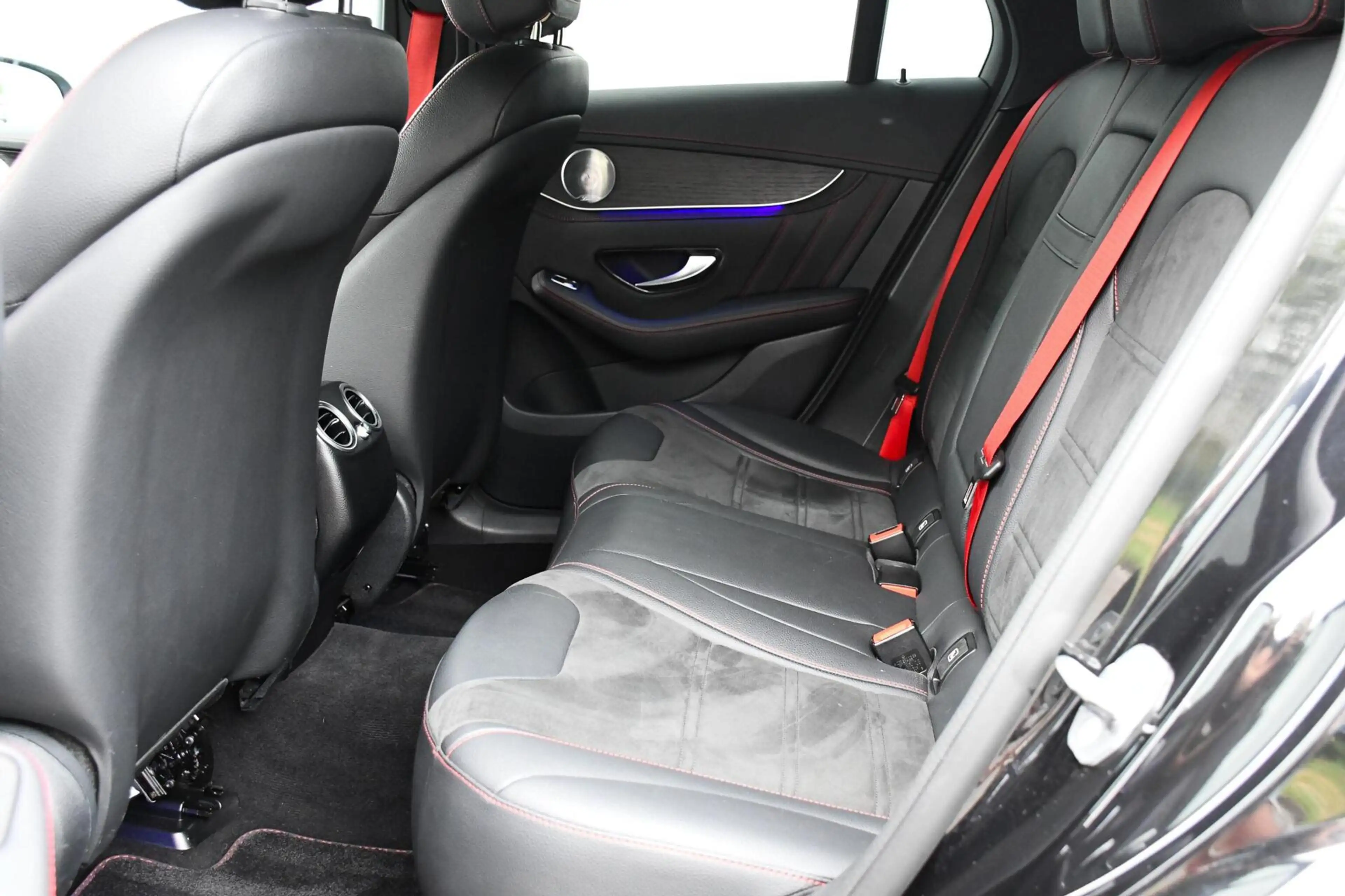Mercedes-Benz GLC 43 AMG 4MATIC Premium Plus 391PK sfeerverlichting — photo 6