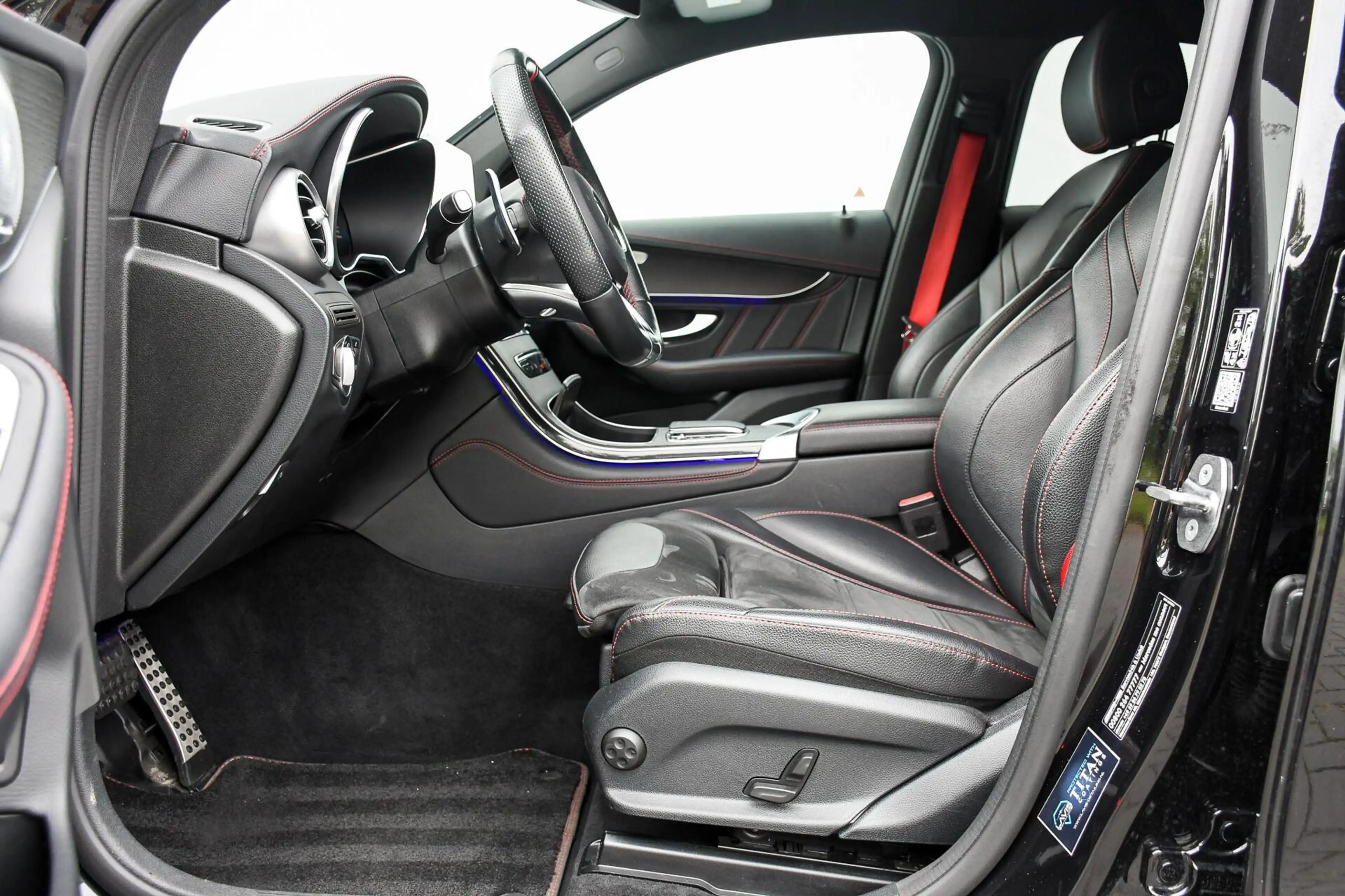 Mercedes-Benz GLC 43 AMG 4MATIC Premium Plus 391PK sfeerverlichting — photo 48