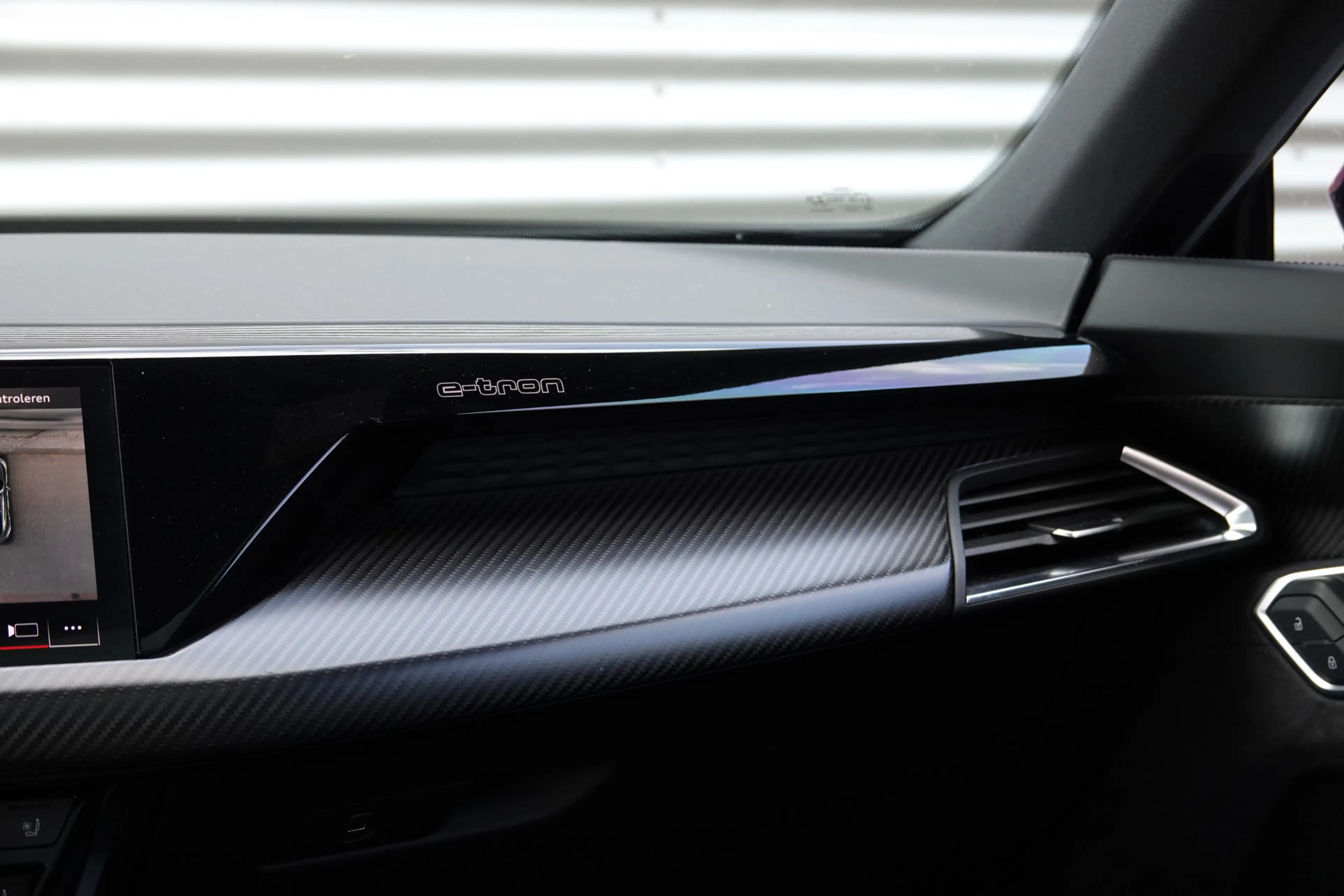 Audi e-tron GT GT edition ZERO 93 kWh S-Line | Panodak | B&O | Sp — photo 28