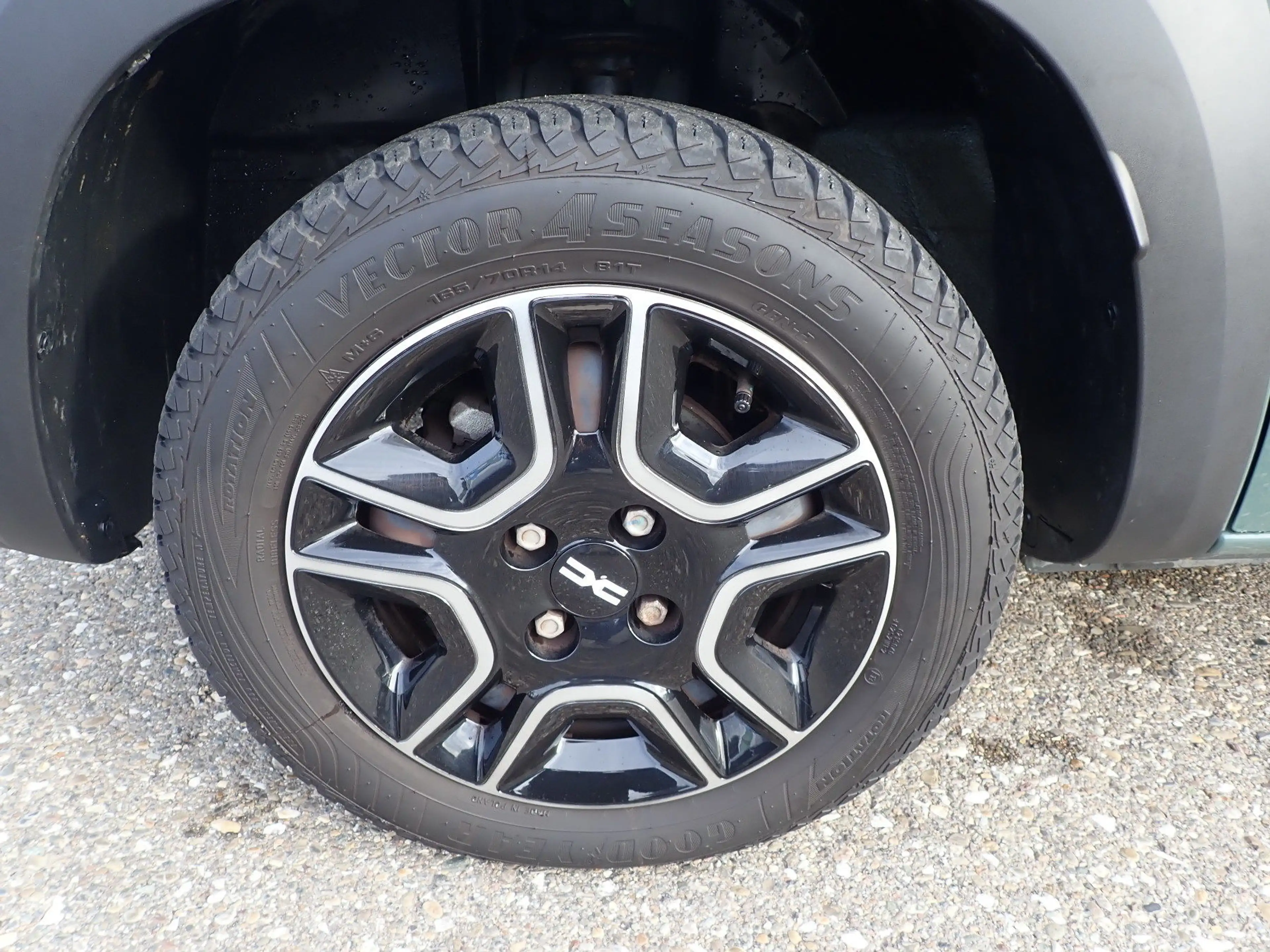 Dacia Spring Electric 45 Essential — photo 3