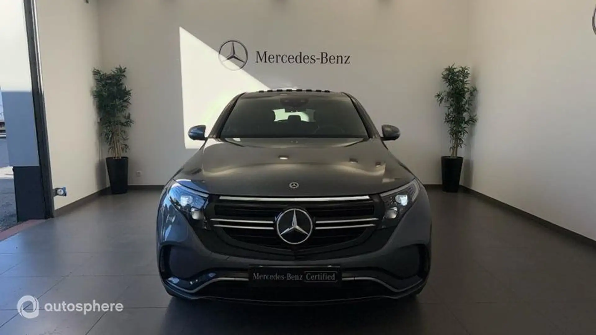 Mercedes-Benz EQC 400 400 408ch AMG Line 4Matic 11cv - 2