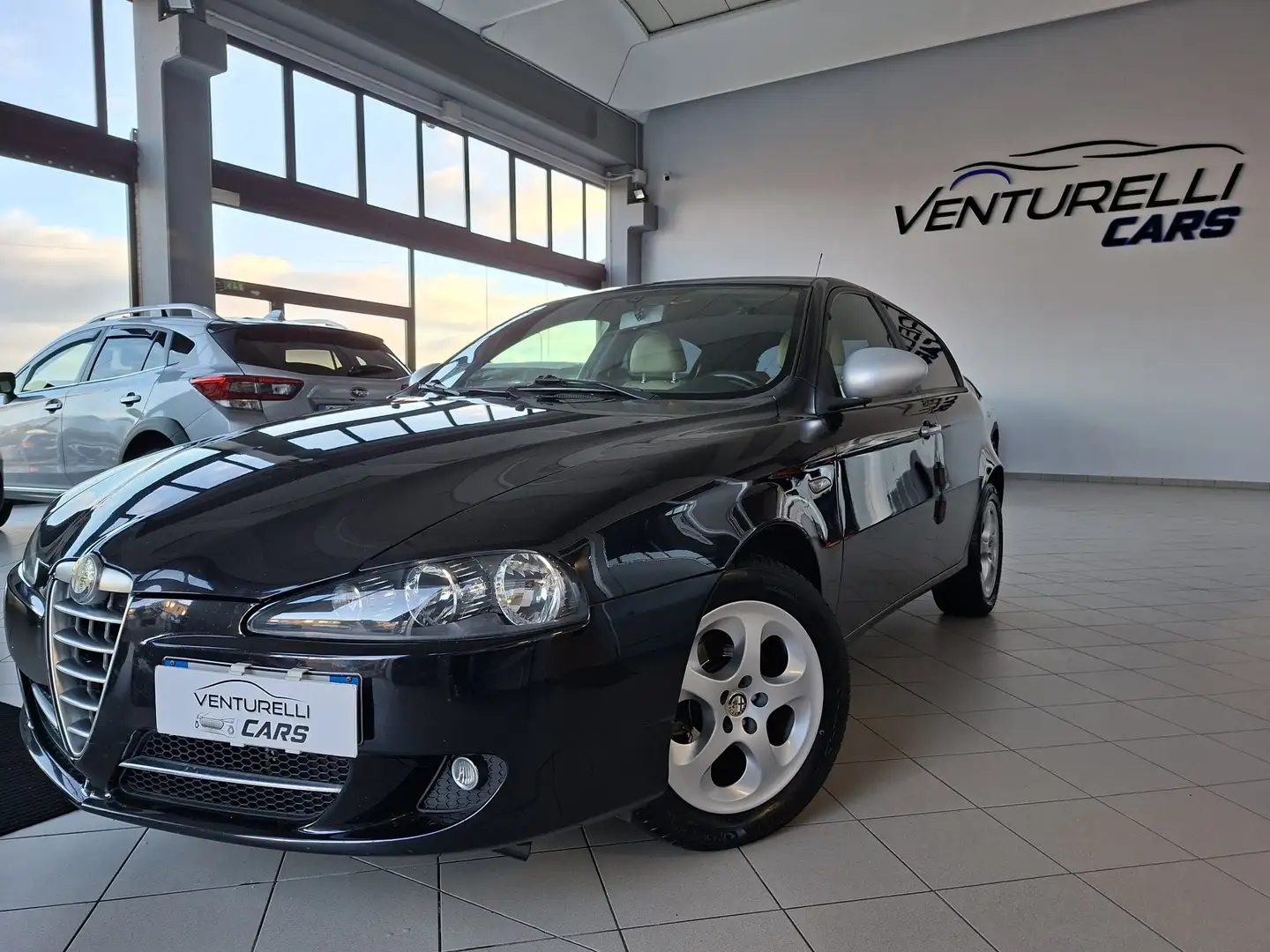 Alfa Romeo 147 147 II 5p 1.9 jtd Moving 120cv Nero - 1