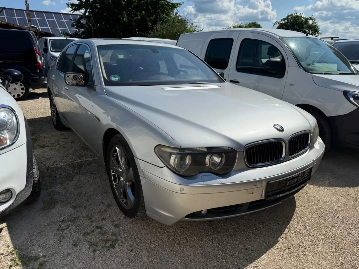 BMW 745 Baureihe 7 745i Argintiu - 1