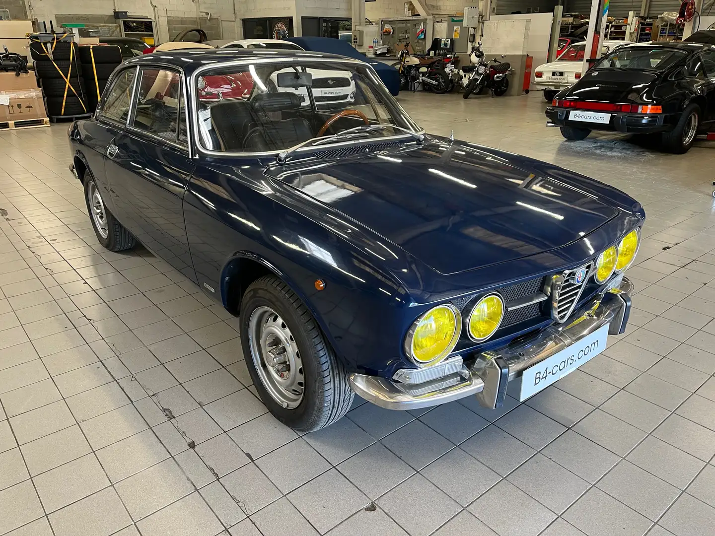 Alfa Romeo 2000 Blau - 1