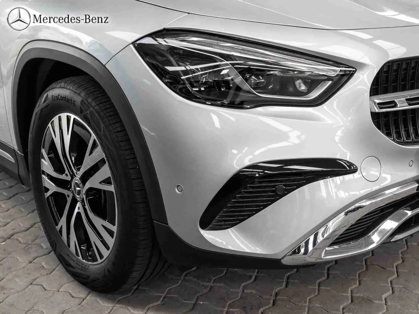 Mercedes-Benz GLA 180 Progressive RüKam+MBUX+Totwink+18 Silber - 2