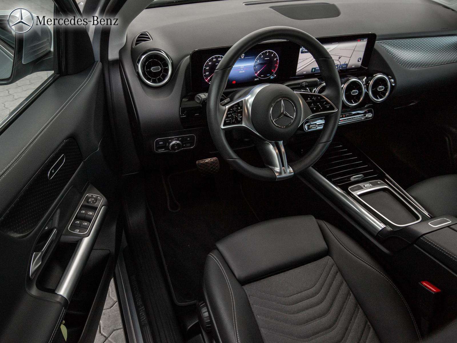 Mercedes-Benz GLA 180