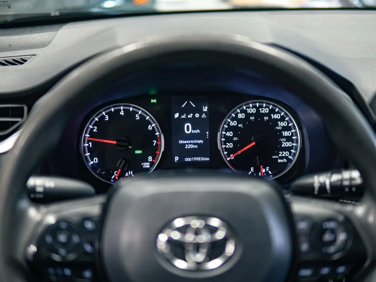 Toyota RAV 4 снимка Toyota RAV 4