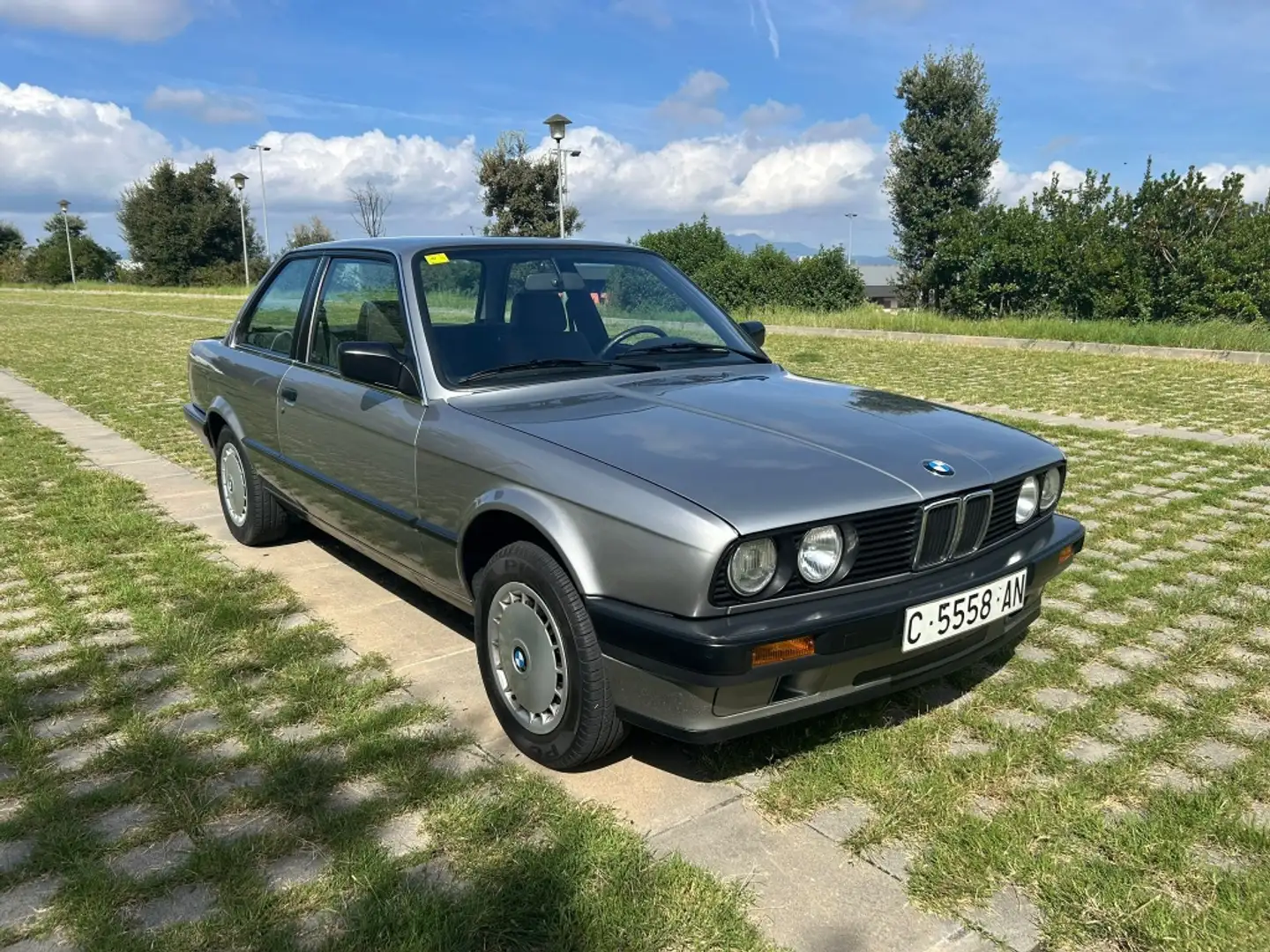 BMW 316 316i Coupé Gris - 1