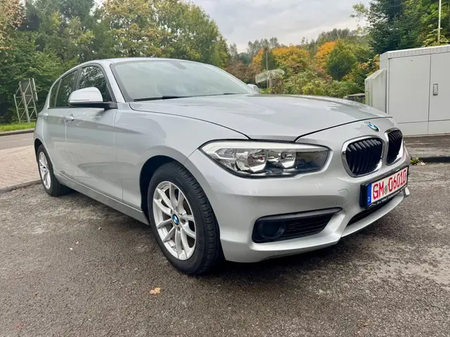 BMW 116 i Navi Scheckh.64TkmGarantie TopZustand1.Hand