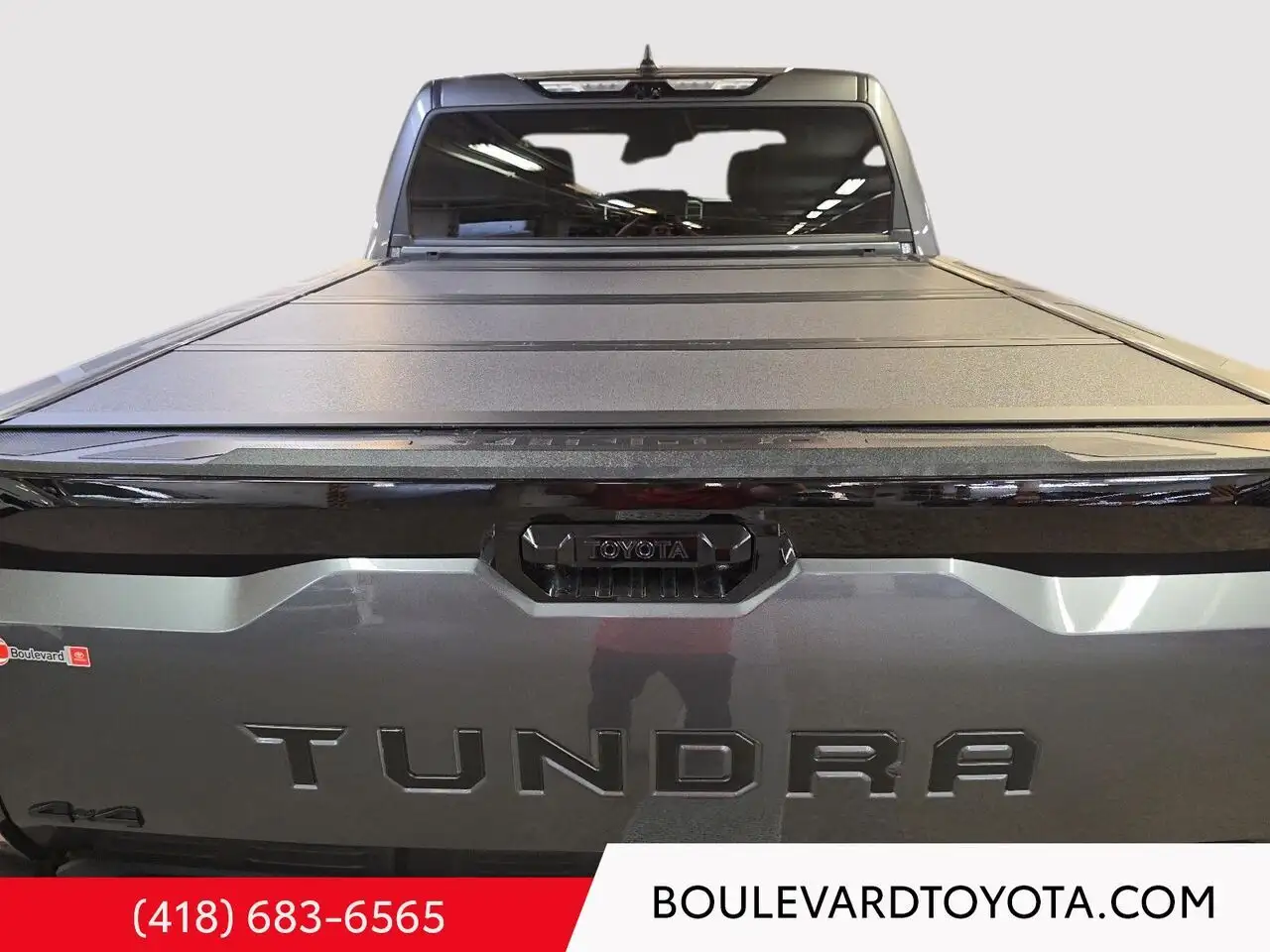 Toyota Tundra снимка Toyota Tundra