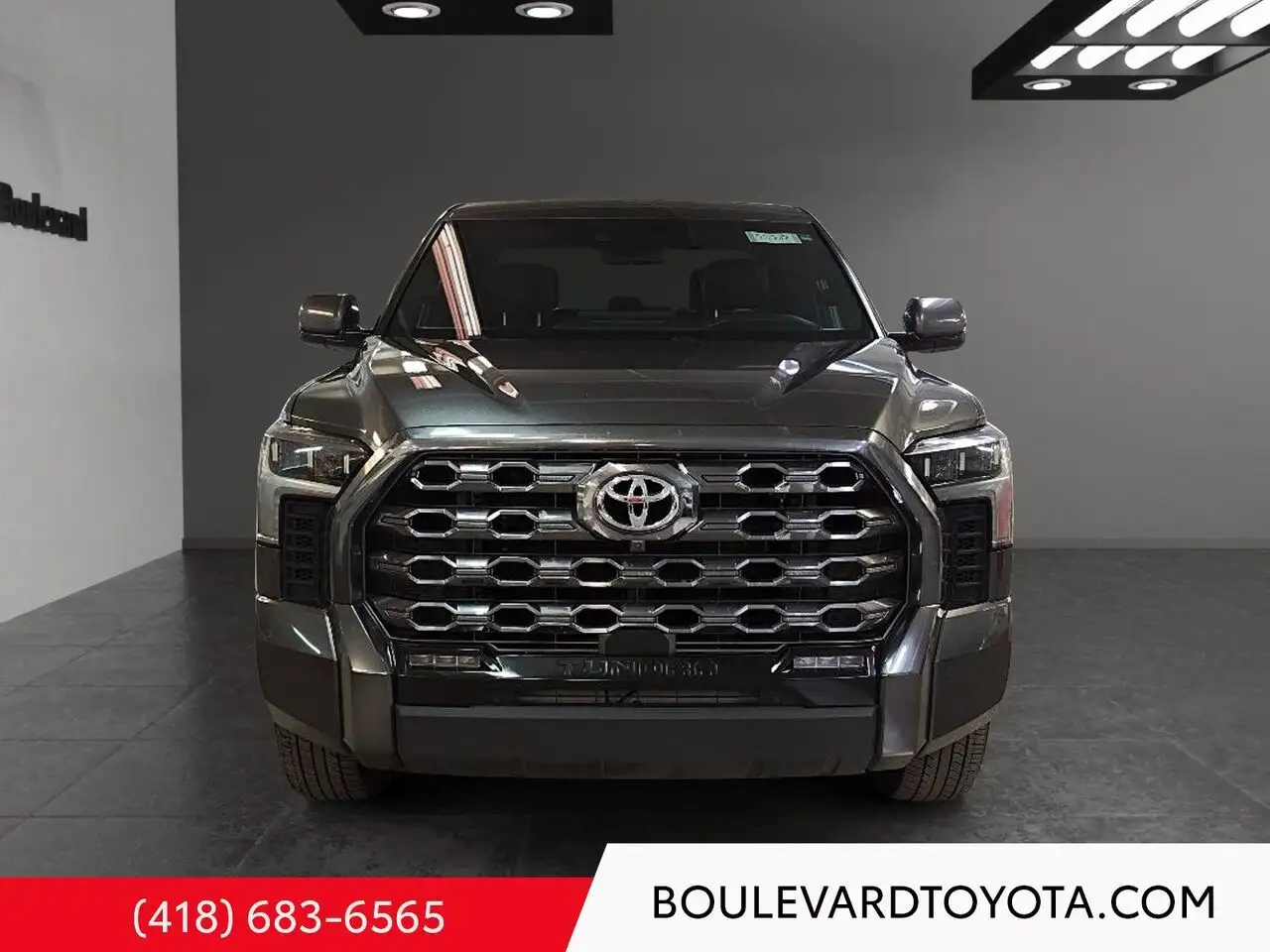 Toyota Tundra снимка Toyota Tundra