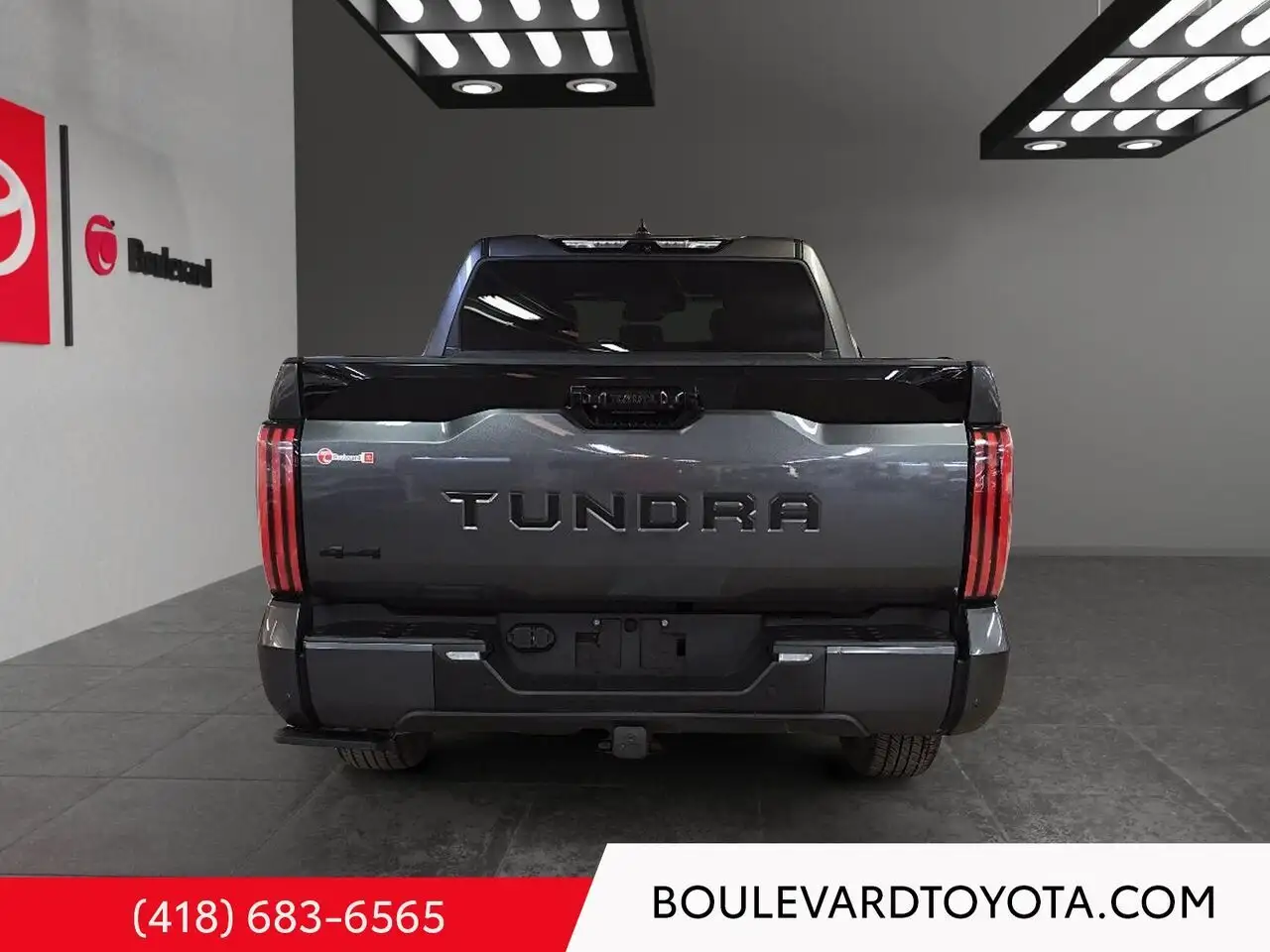 Toyota Tundra снимка Toyota Tundra