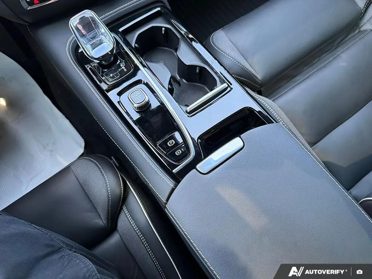 Volvo V60 снимка Volvo V60
