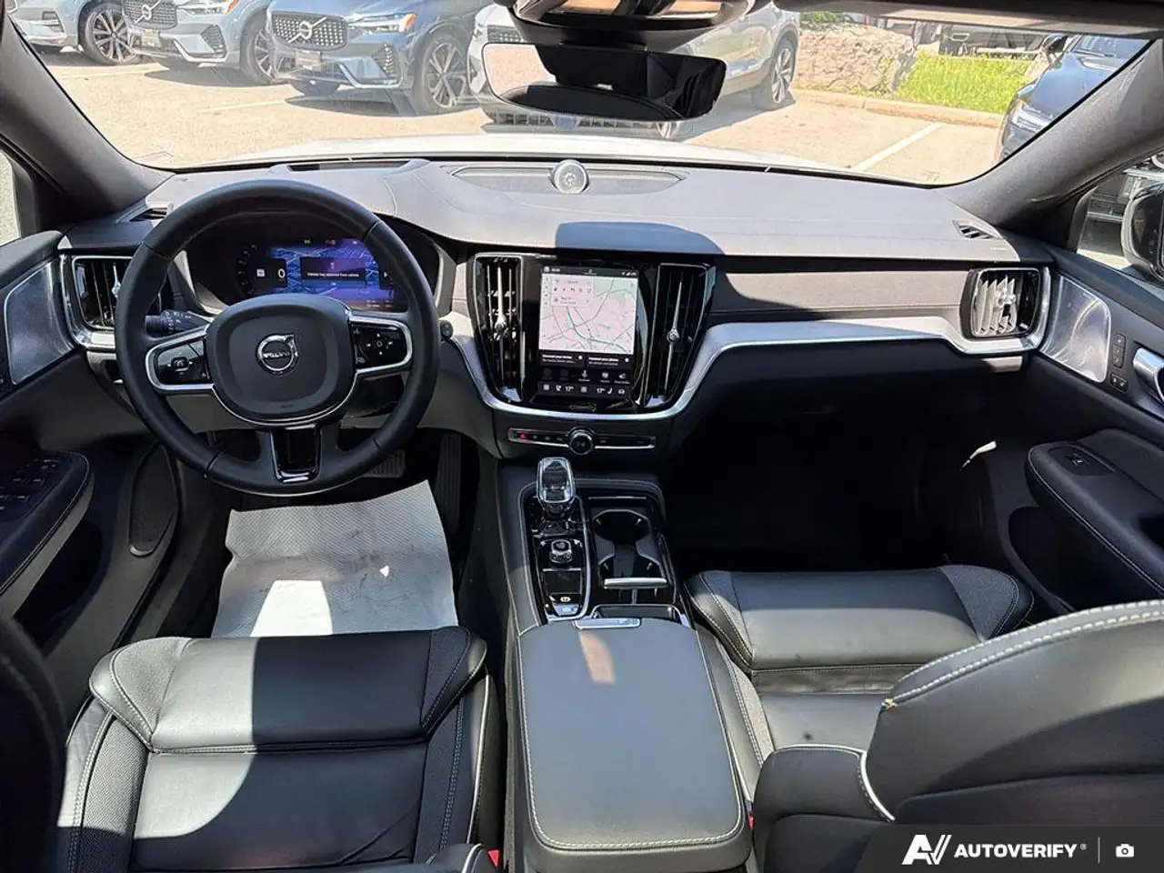 Volvo V60 снимка Volvo V60