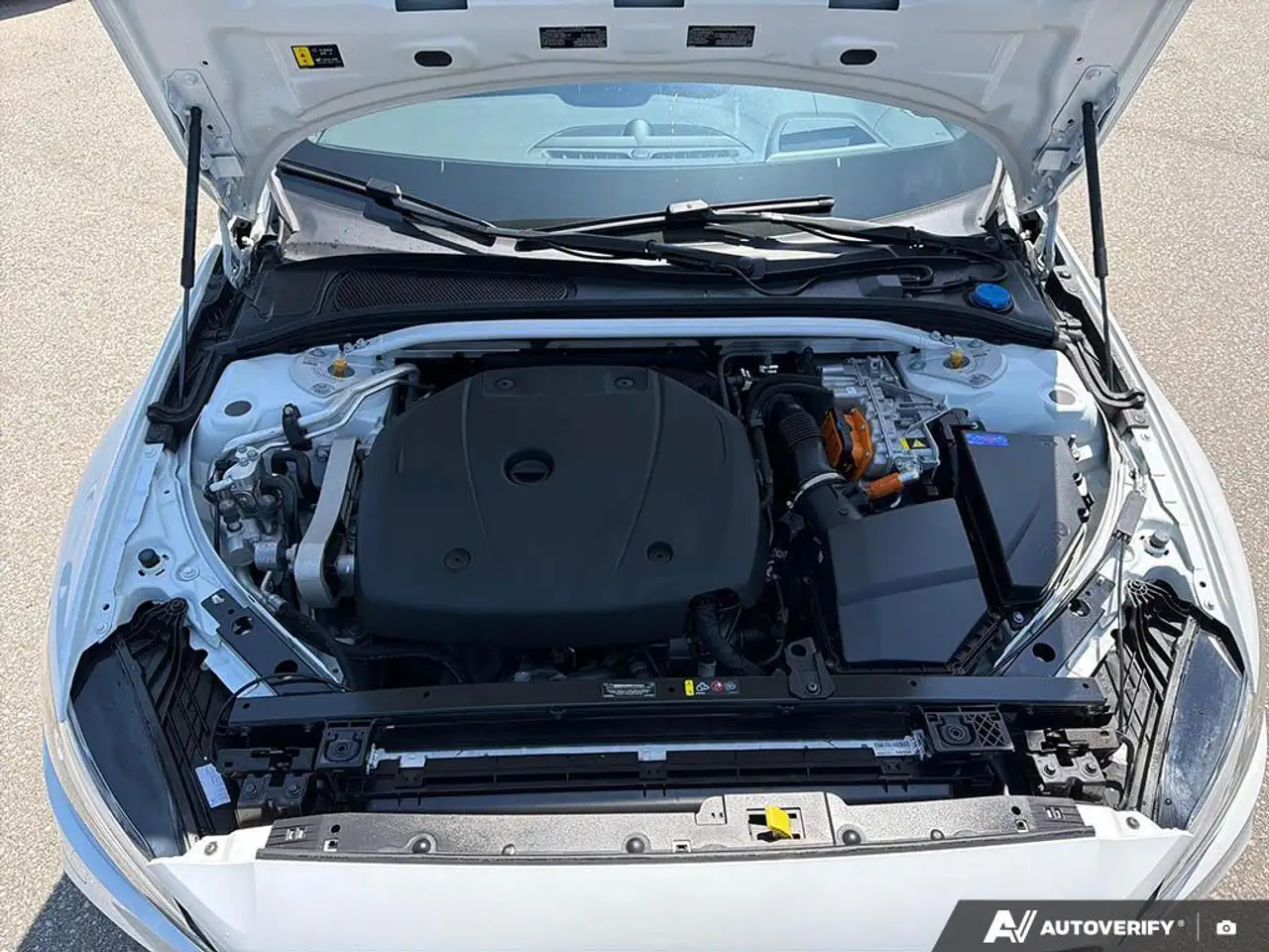 Volvo V60 снимка Volvo V60