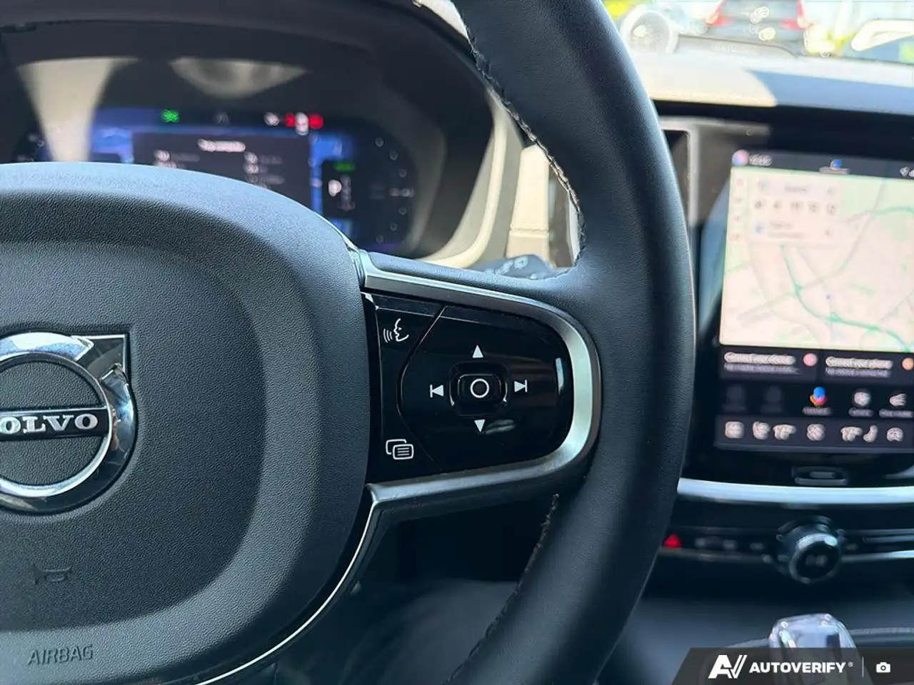 Volvo V60 снимка Volvo V60