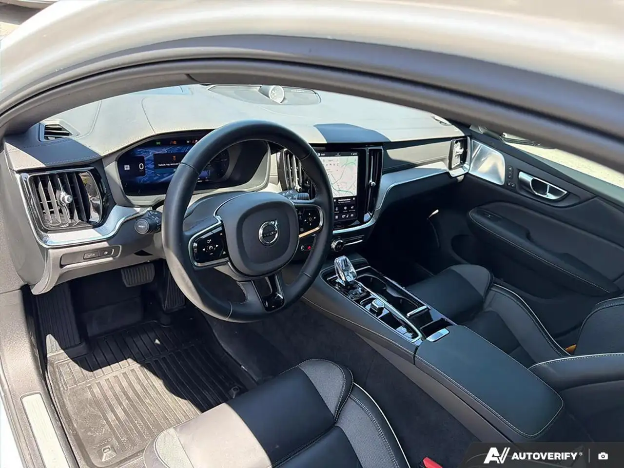 Volvo V60 снимка Volvo V60